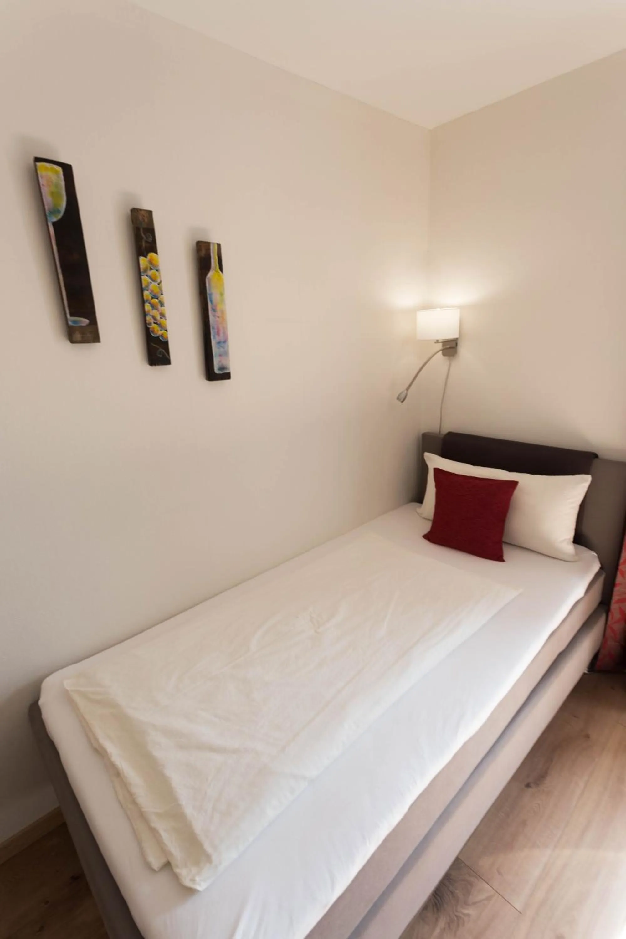 Bedroom, Bed in Hotel Restaurant Sonnenlay