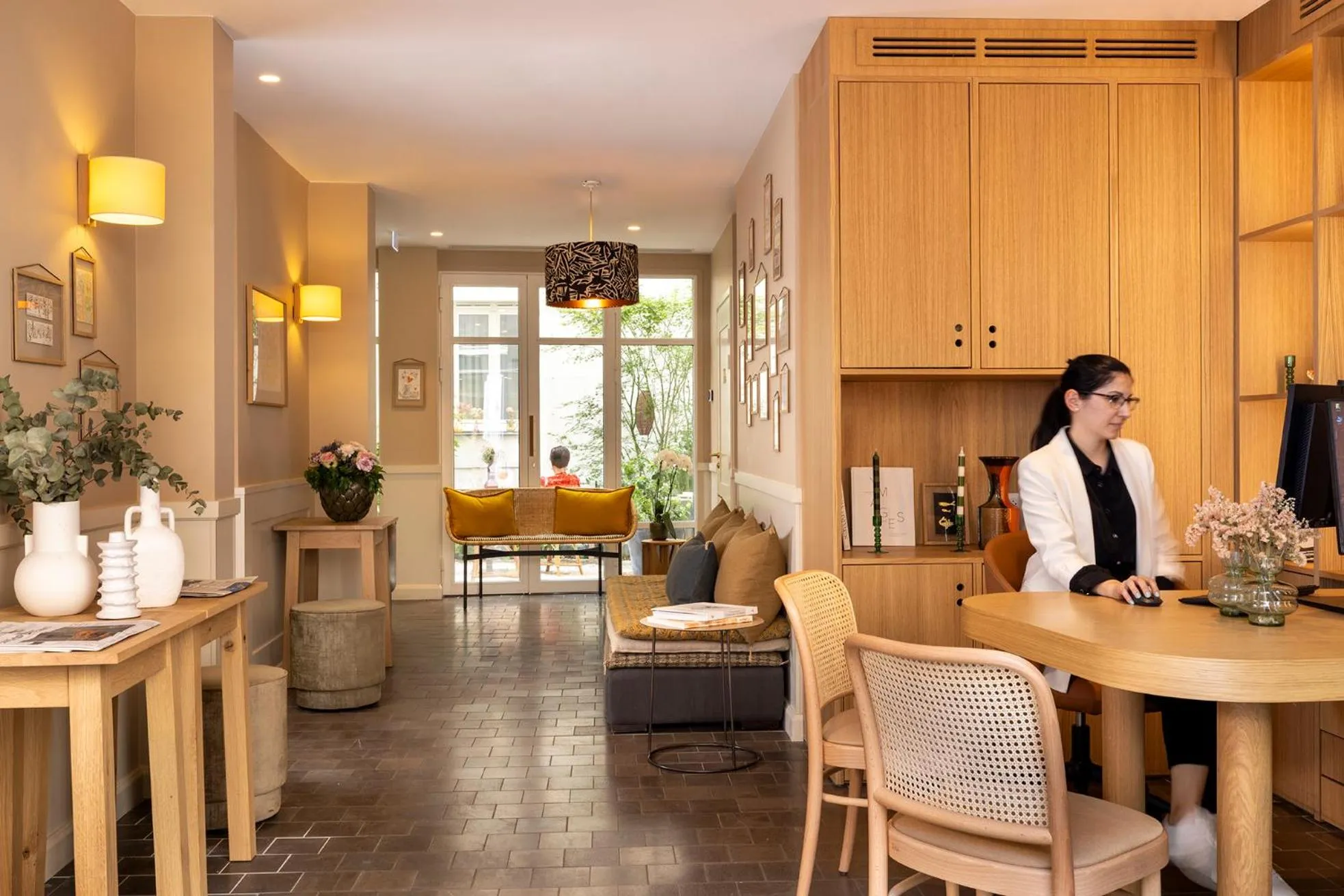 Lobby or reception in Le Petit Oberkampf Hotel & Spa