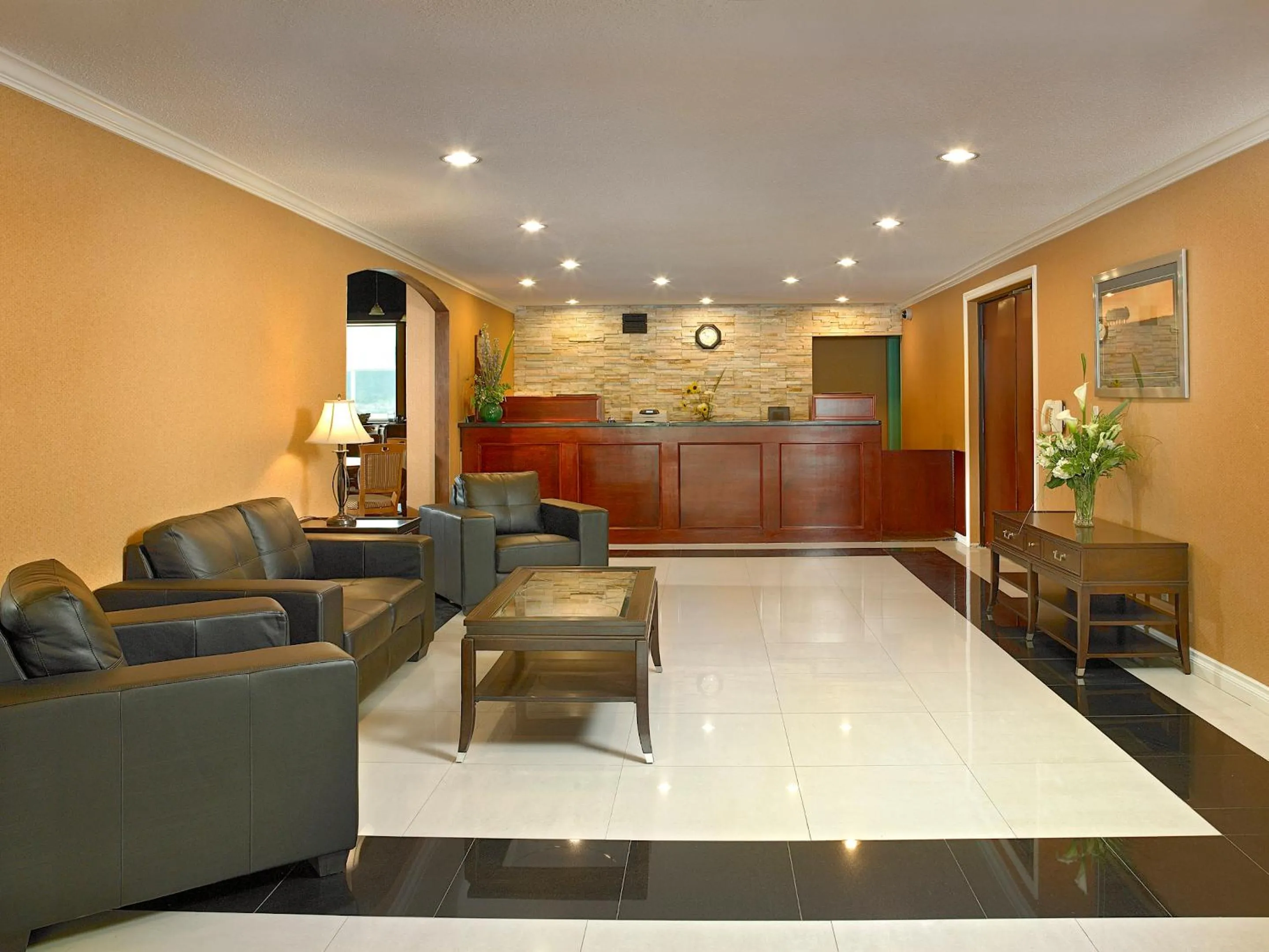 Lobby or reception in Coast Fraser Inn