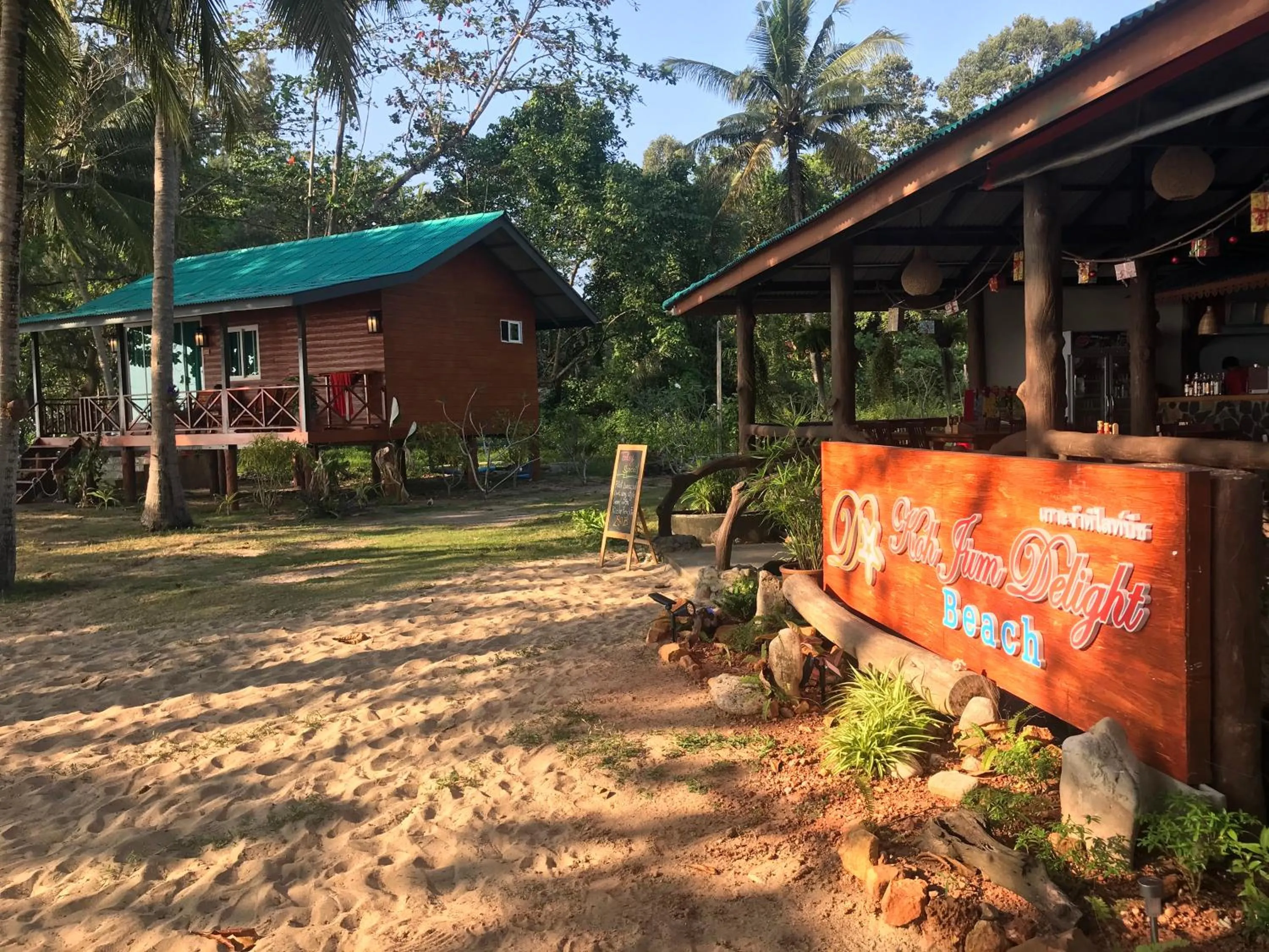 Property building in Koh Jum Delight Beach