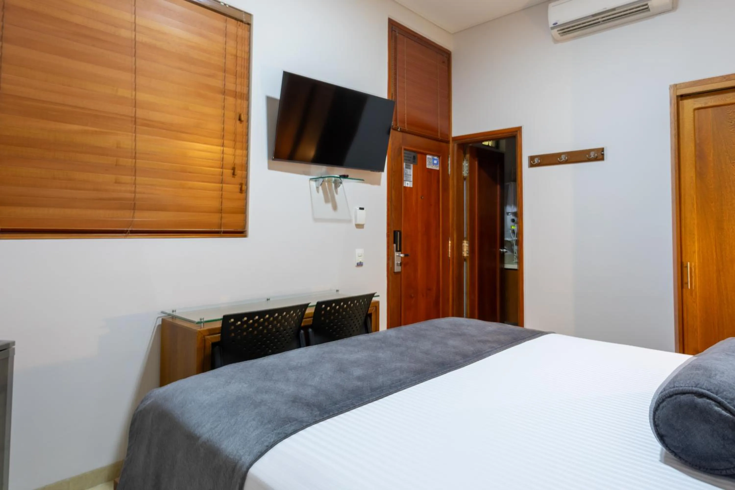 Photo of the whole room, Bed in Hotel Sauces del Estadio