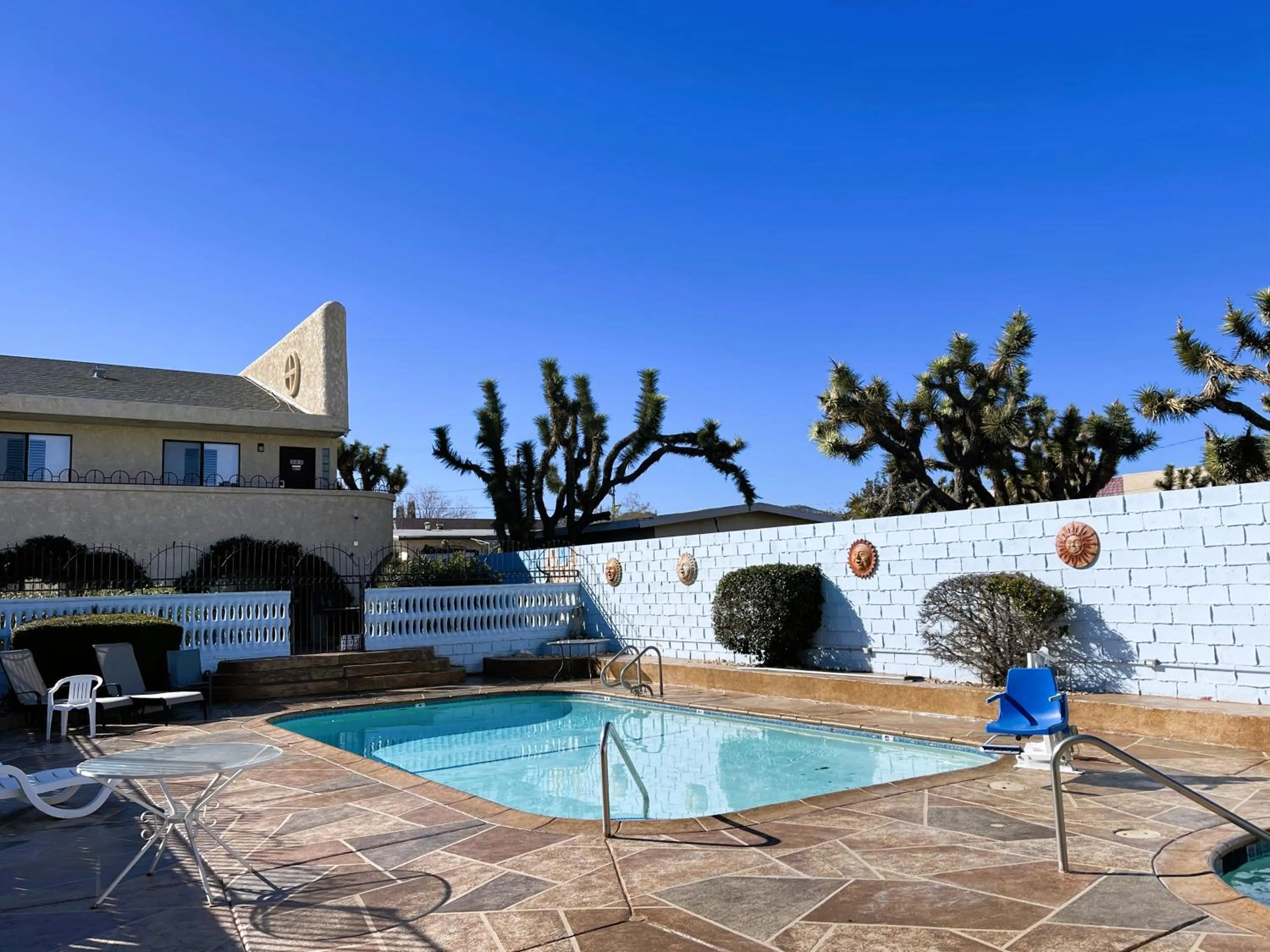 Americas Best Value Inn and Suites -Yucca Valley