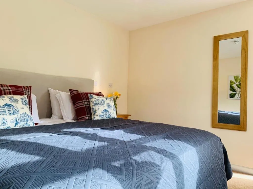 Bed in George & Dragon Country Pub & Hotel Wolverton Townsend