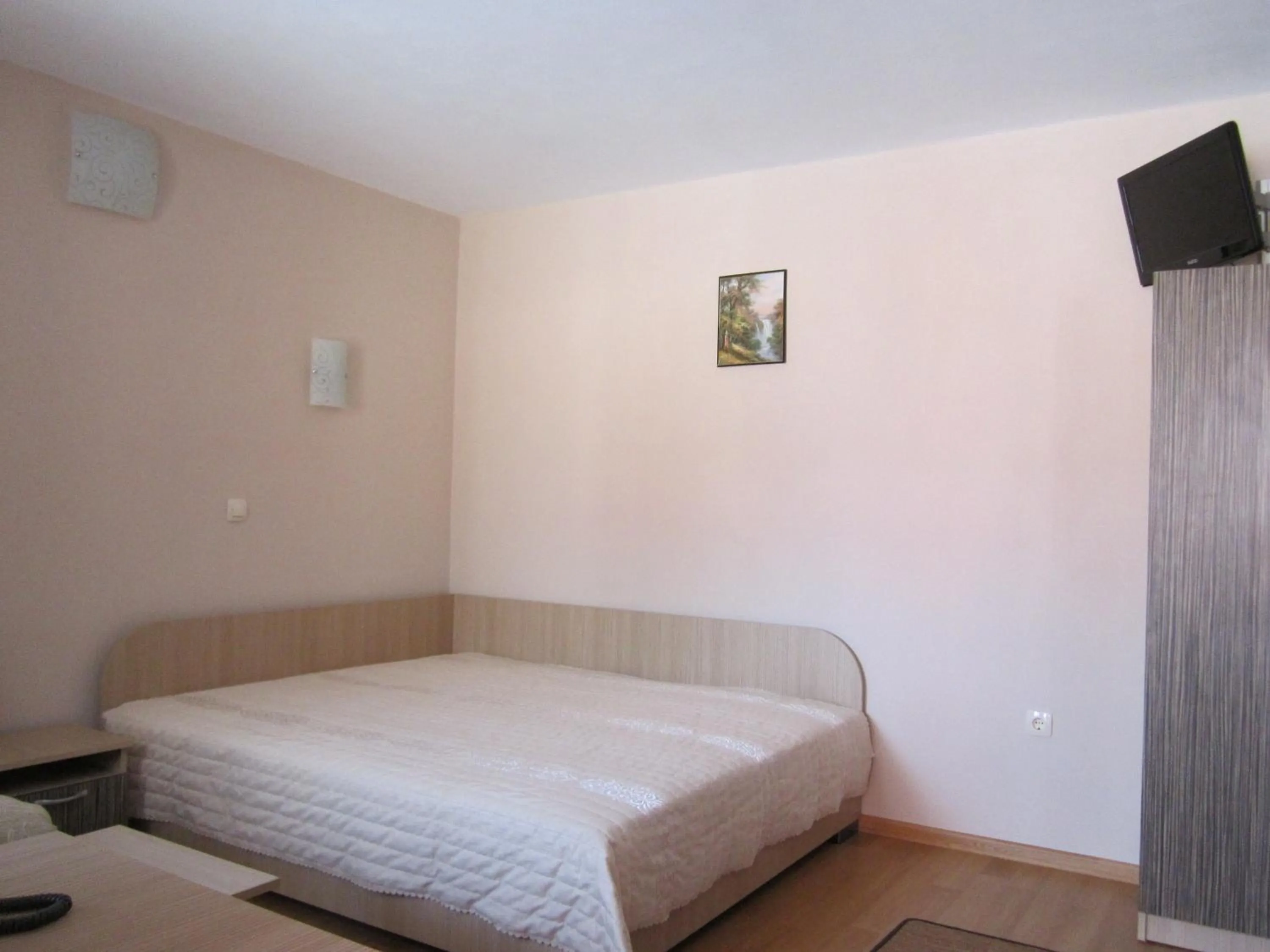 Photo of the whole room, Bed in Hotel Fantasy