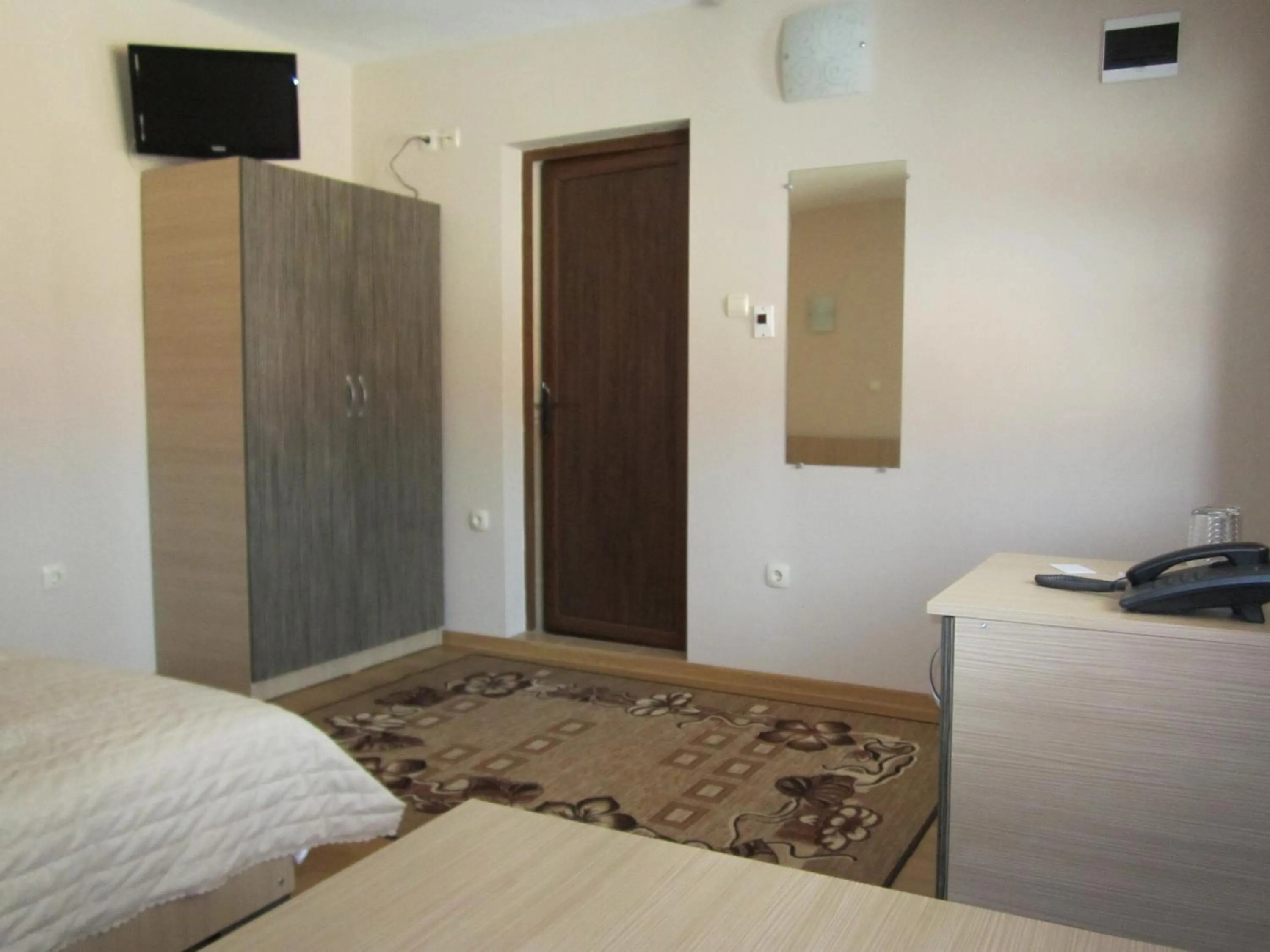 Photo of the whole room, Bed in Hotel Fantasy