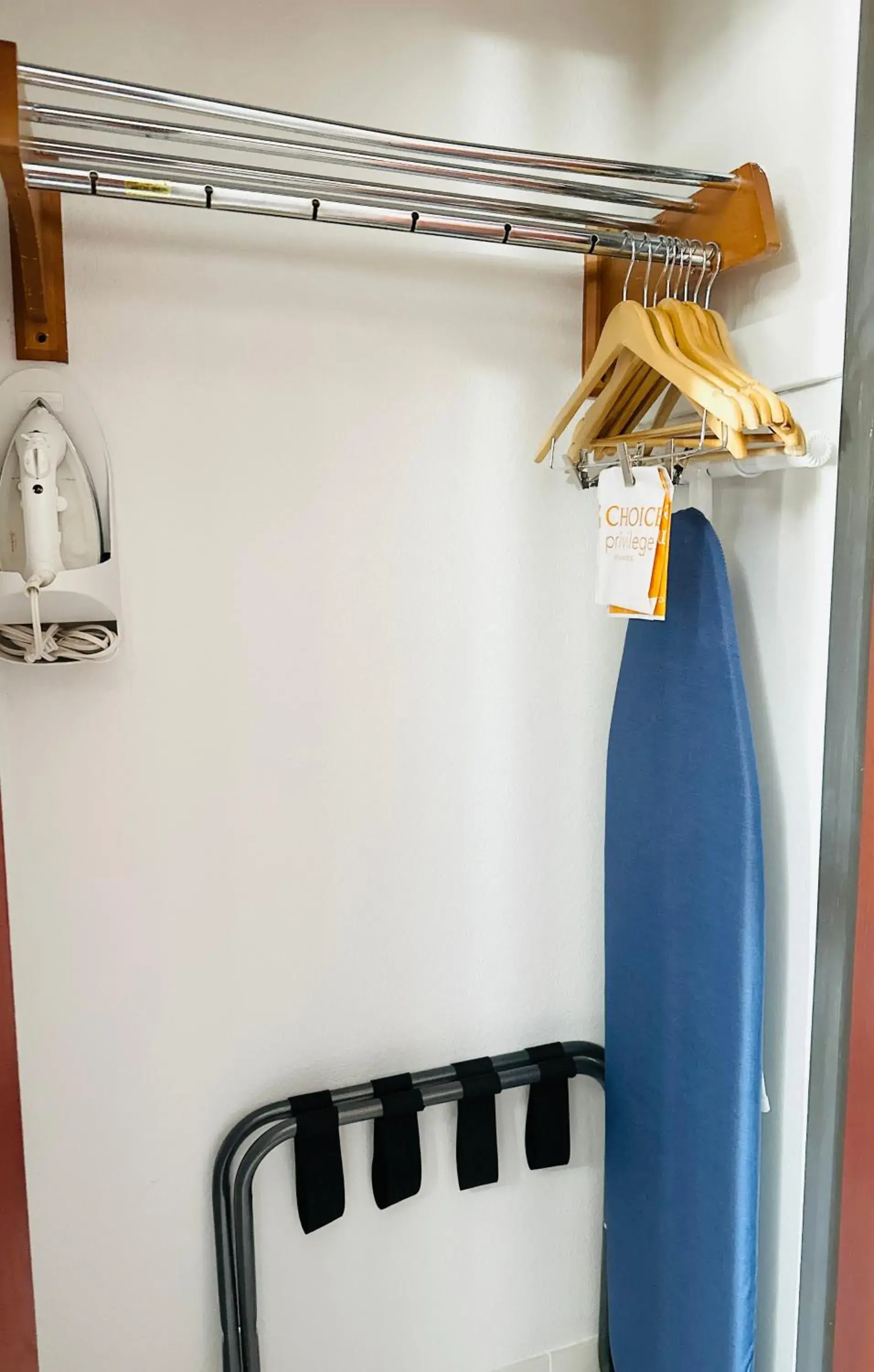 King Room - Accessible/Non-Smoking in Comfort Inn & Suites Frisco - Plano King Room - Accessible/Non-Smoking in Comfort Inn & Suites Frisco - Plano