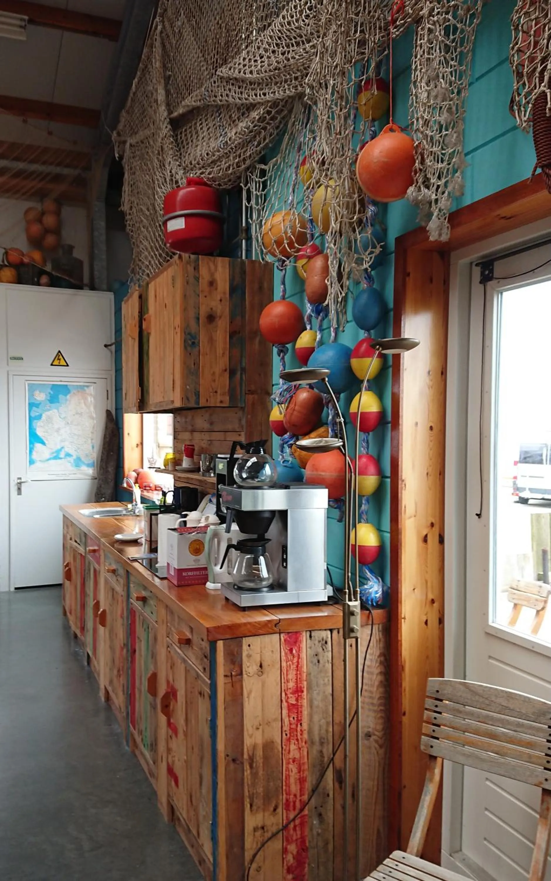 Communal kitchen in Slaaphuisjes LauwersmeerPlezier!