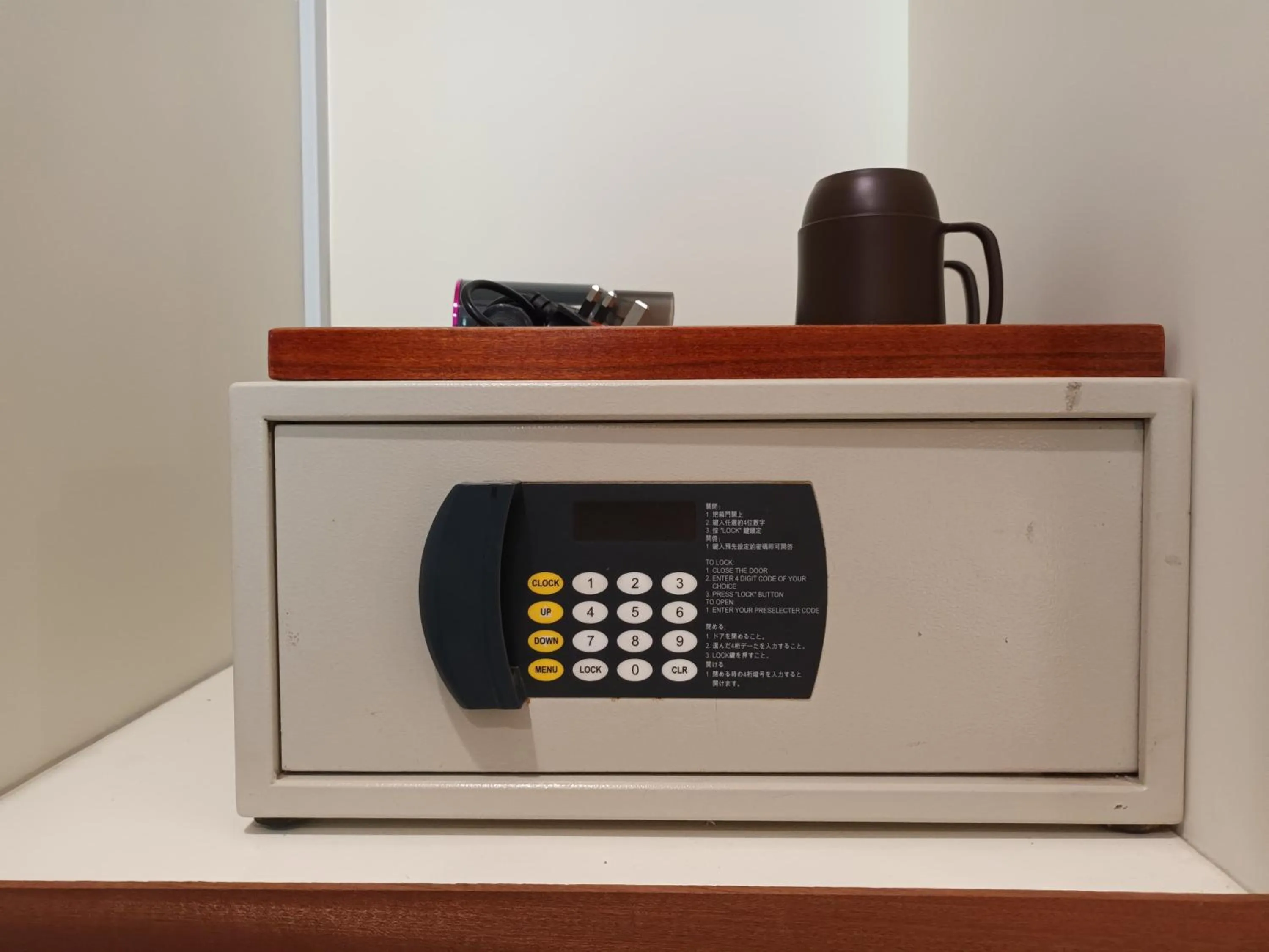 safe in The Imperial Hotel