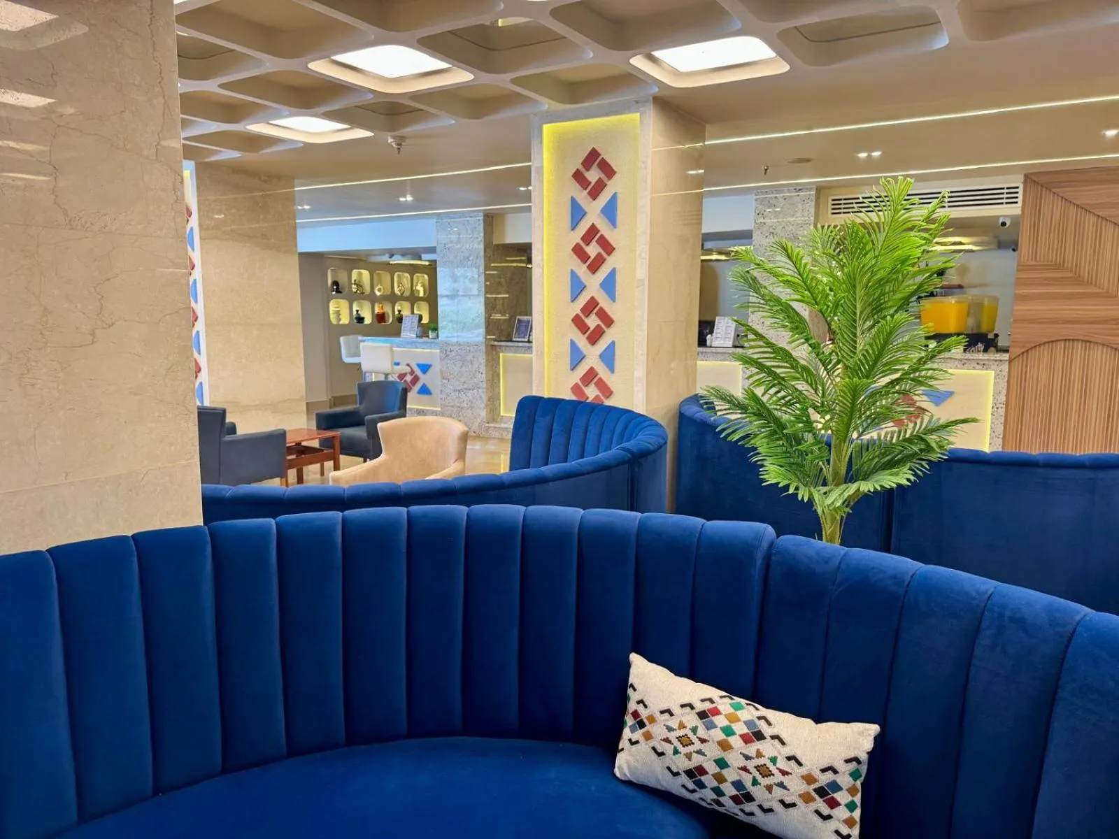 Royal Lagoons Resort & Aqua Park Families and Couples Only