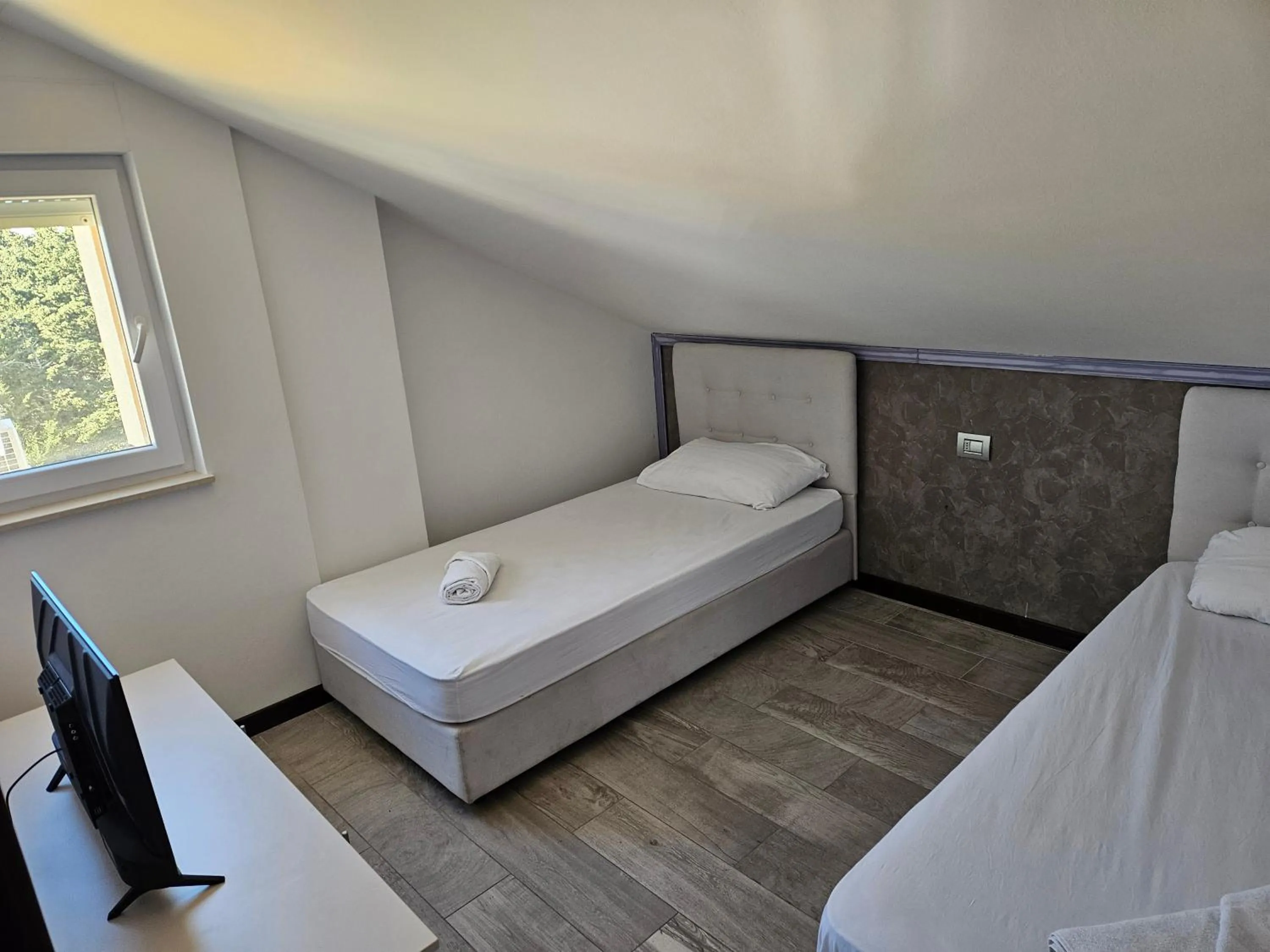 Bed in Kristal Paris Resort