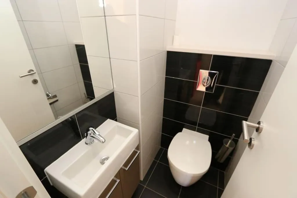 Toilet in Kristal Paris Resort