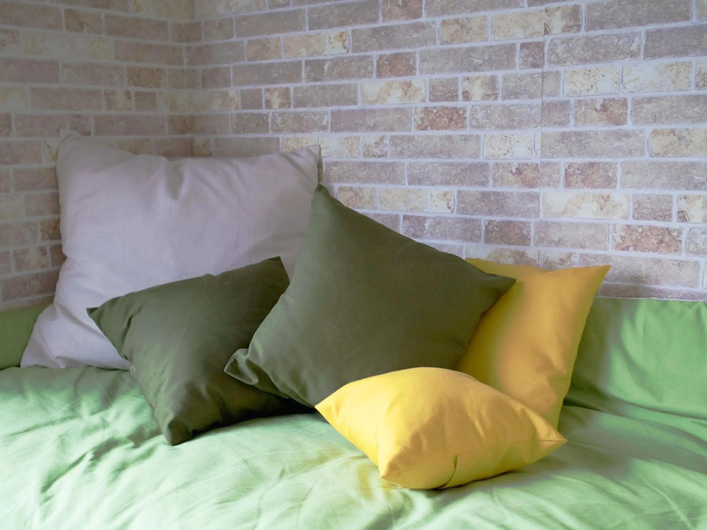 Decorative detail, Bed in Sakura Komachi