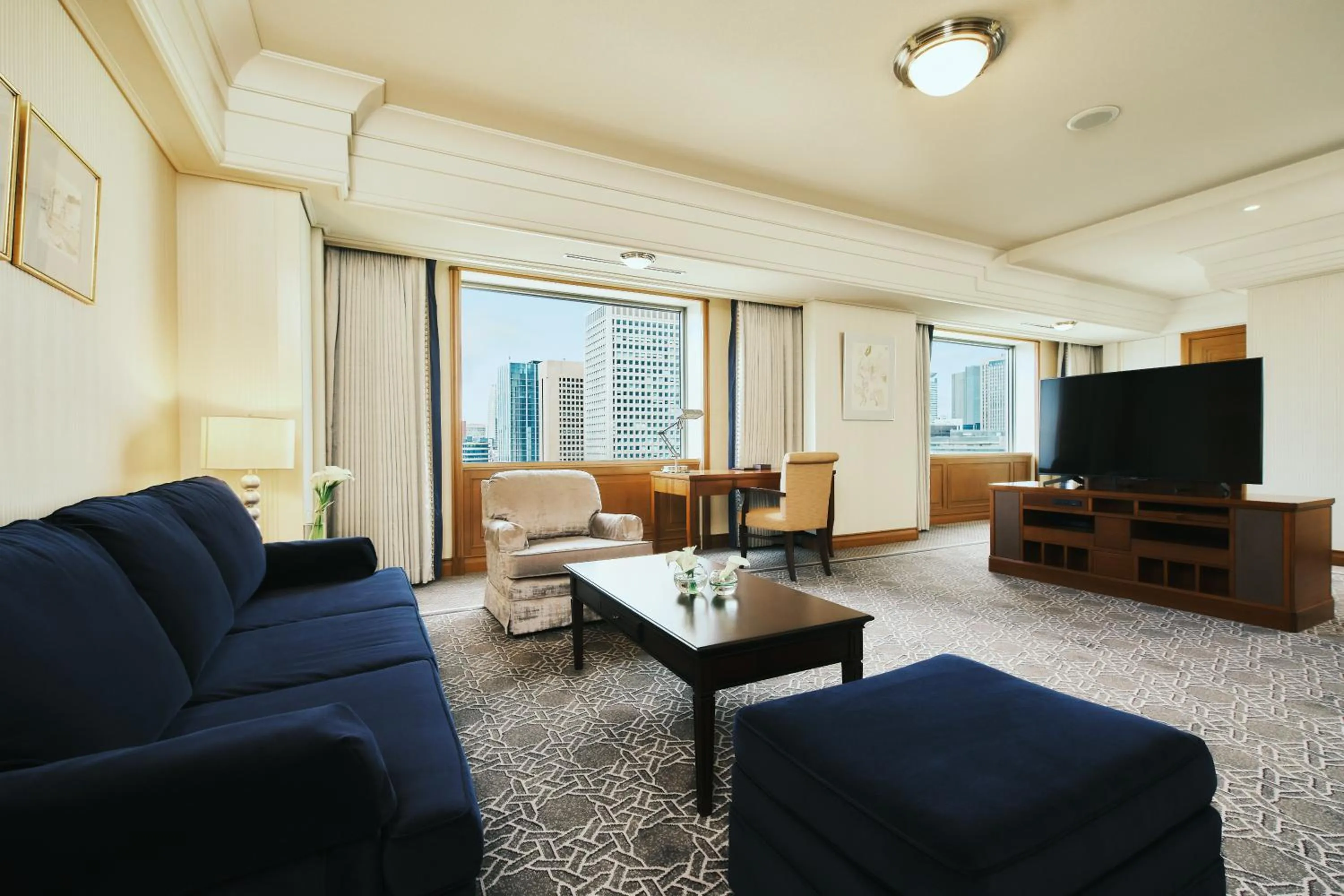 Photo of the whole room in Imperial Hotel Tokyo