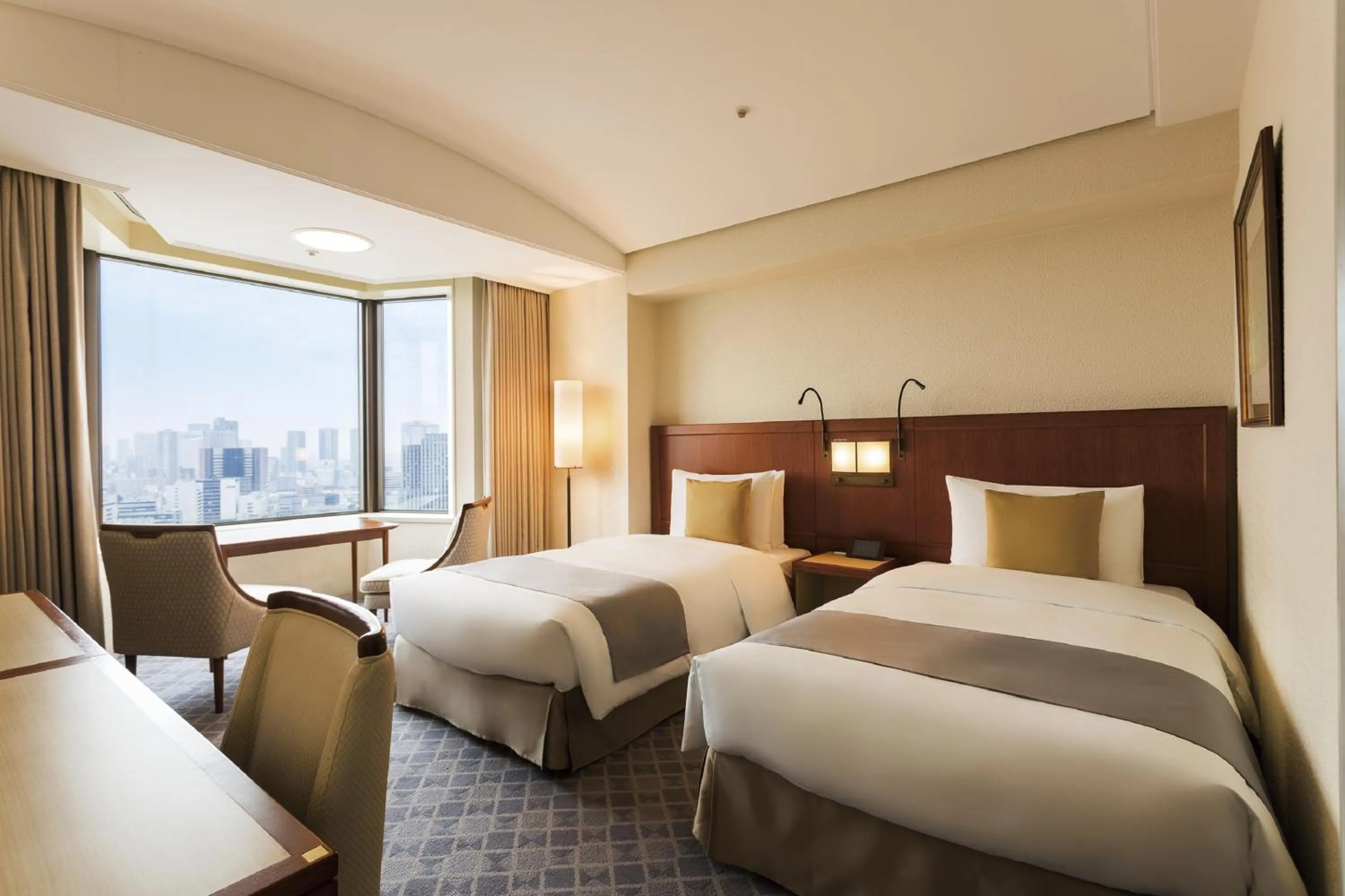 Photo of the whole room, Bed in Imperial Hotel Tokyo