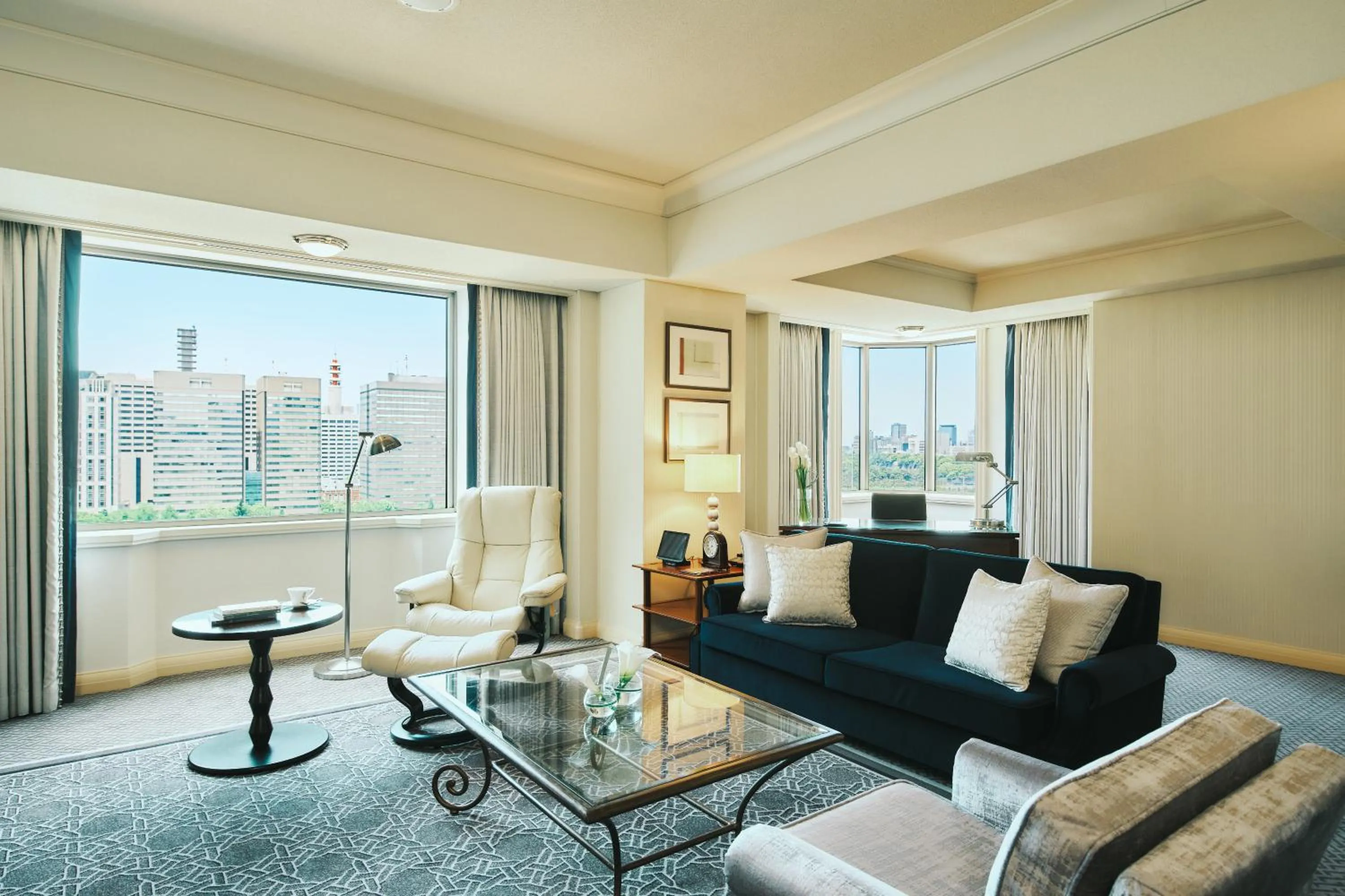 Photo of the whole room in Imperial Hotel Tokyo