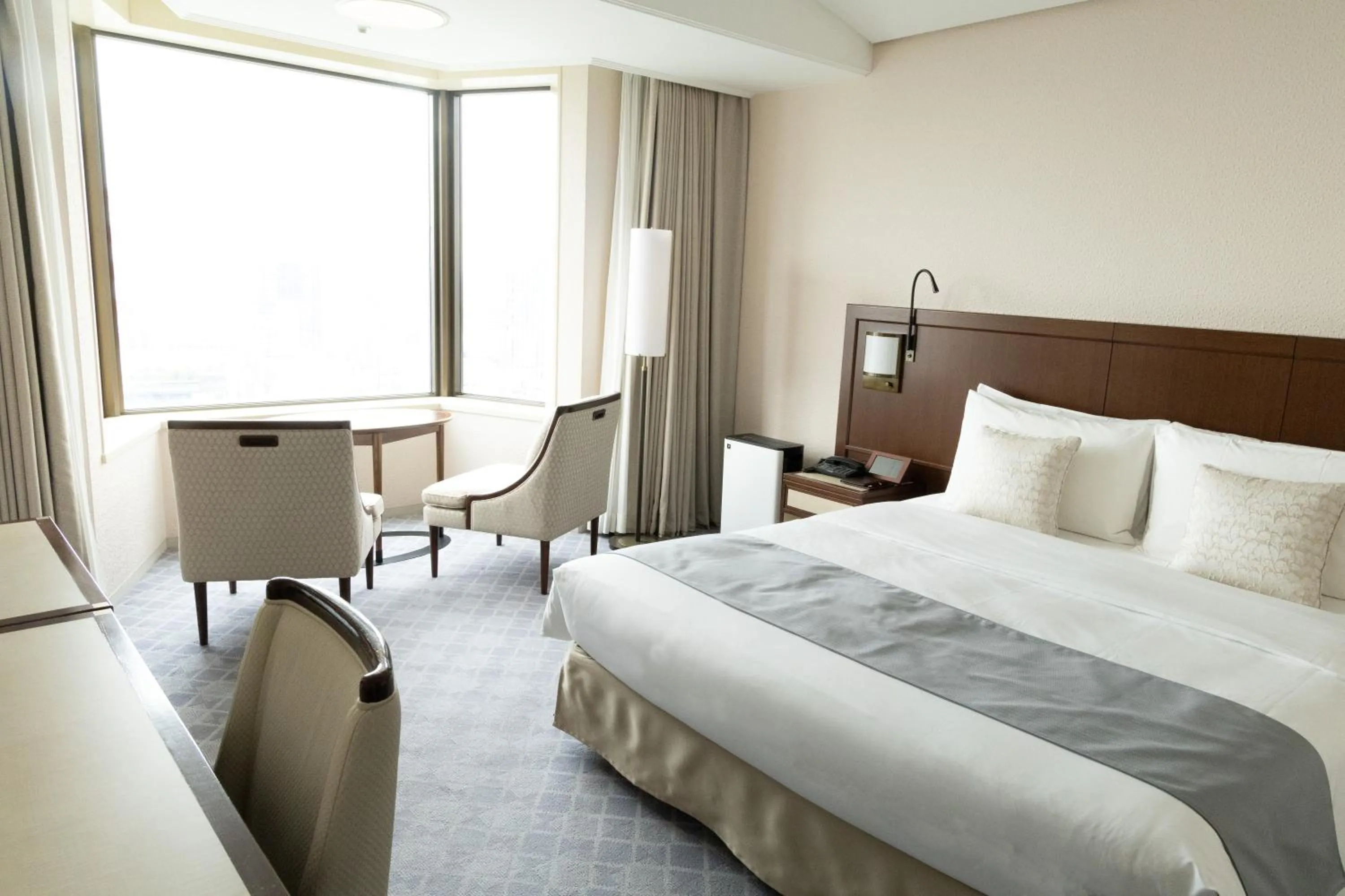 Bedroom, Bed in Imperial Hotel Tokyo