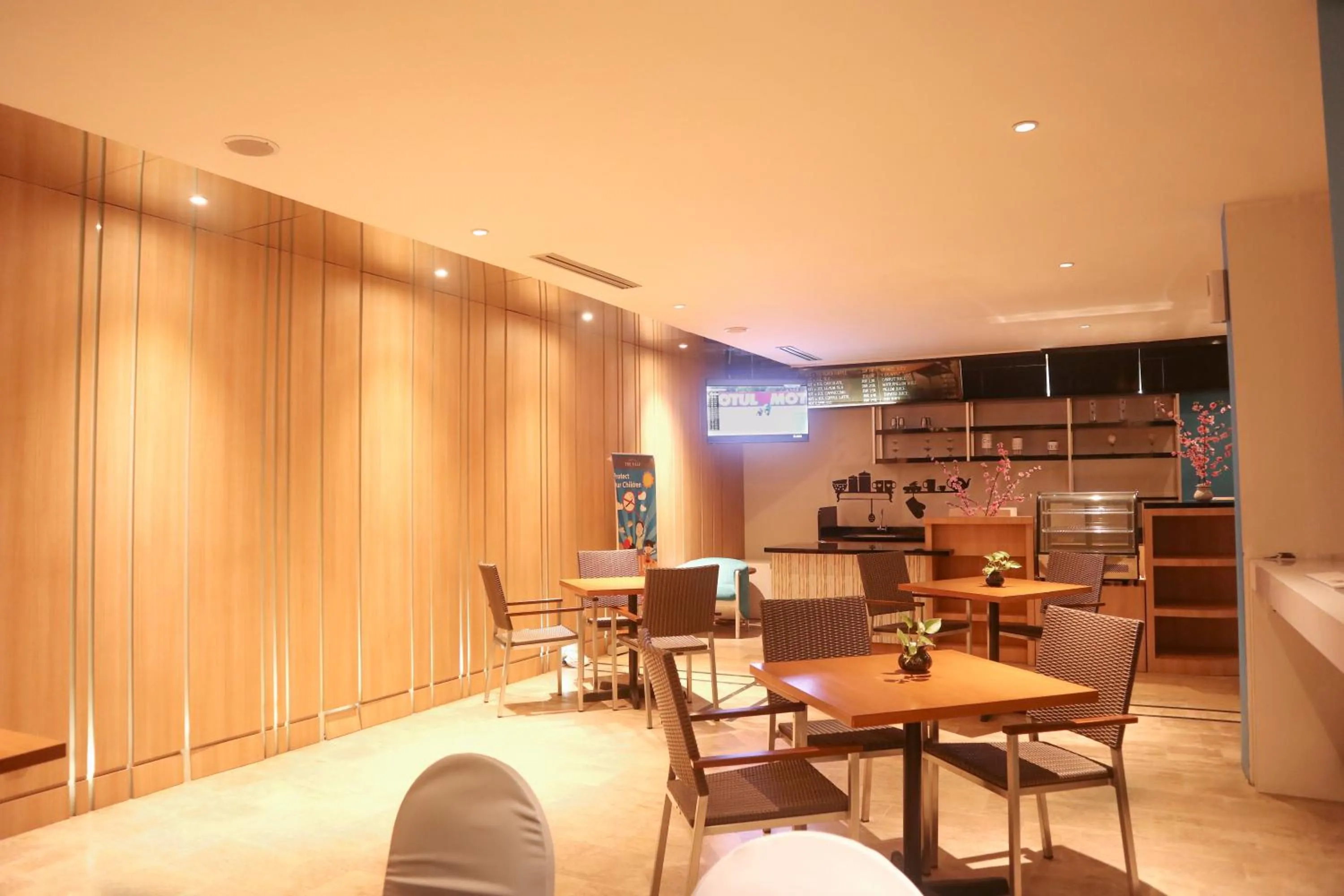 Restaurant/places to eat in The Hills Batam