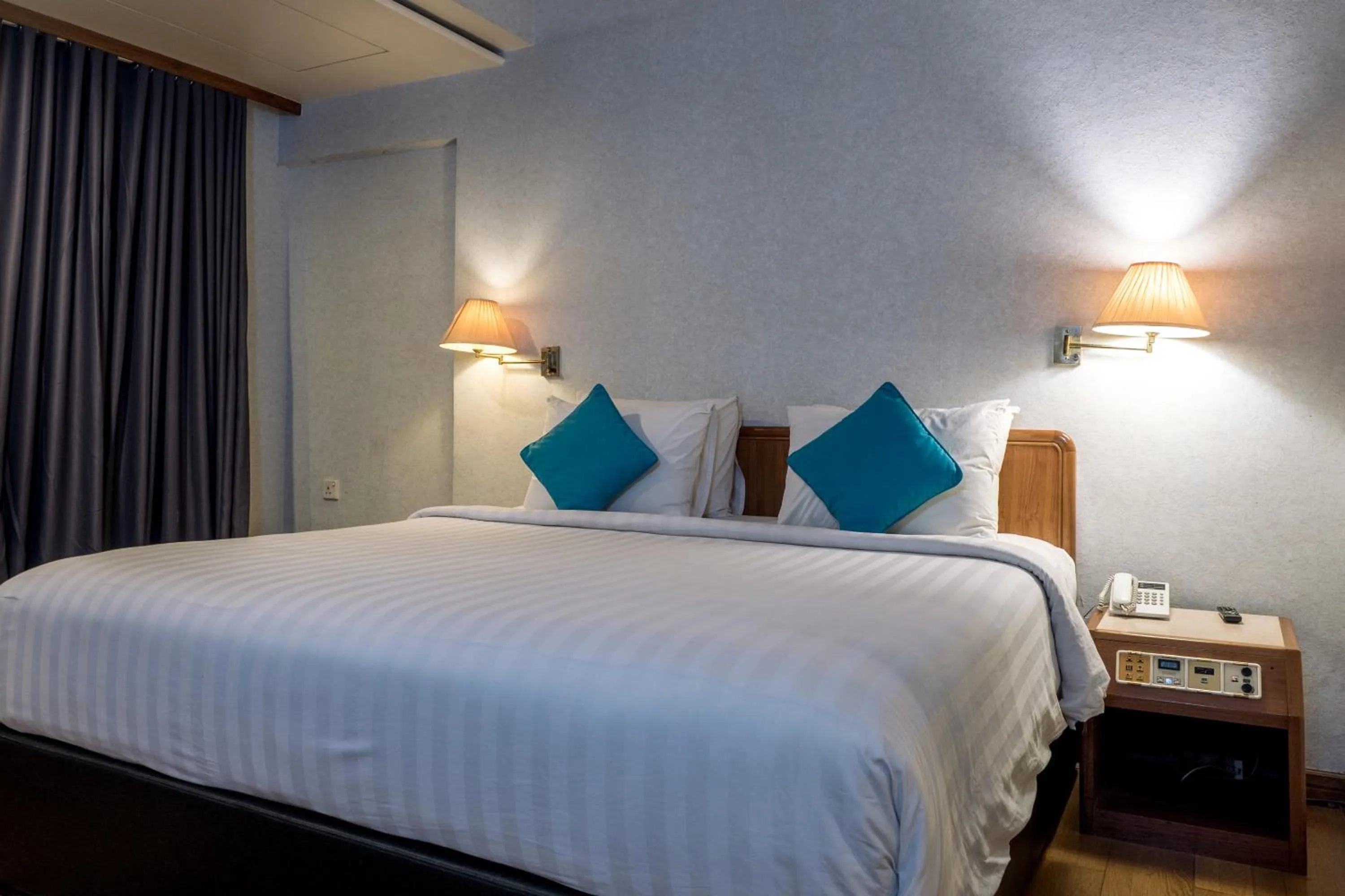 Photo of the whole room, Bed in The Hills Batam