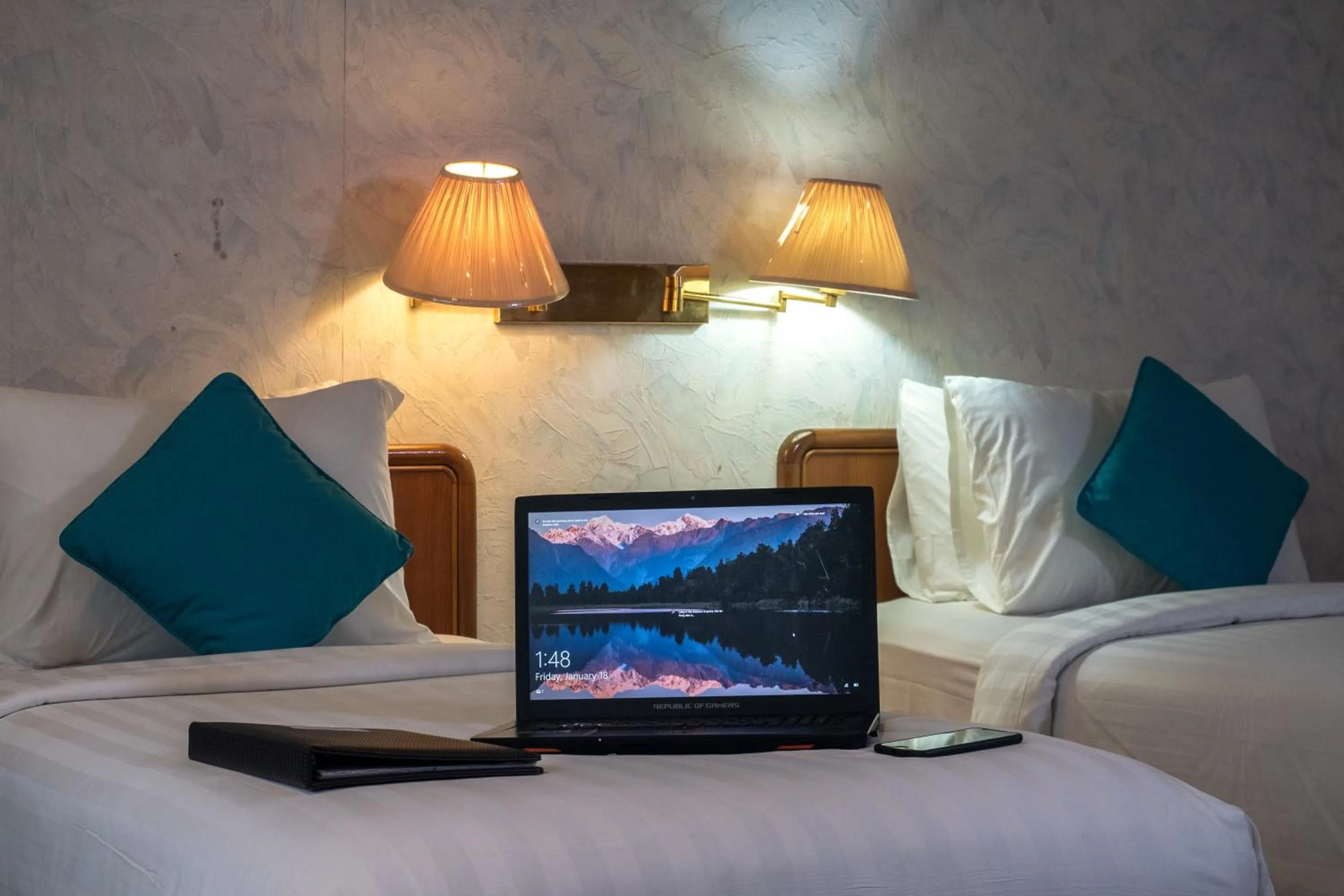 Photo of the whole room, Bed in The Hills Batam