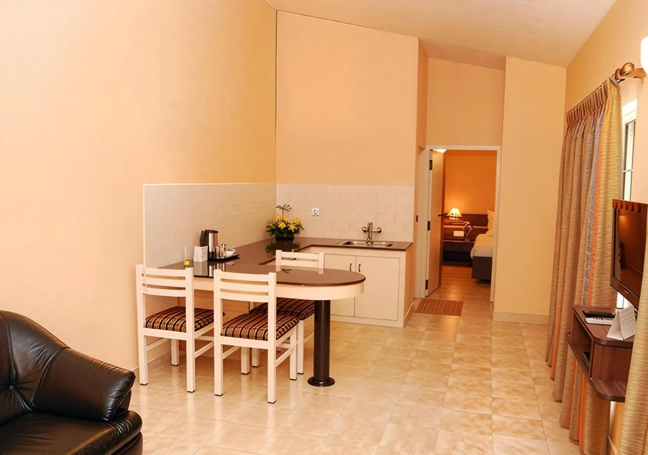 Kitchen or kitchenette in Green Pastures - A Hill Country Resort