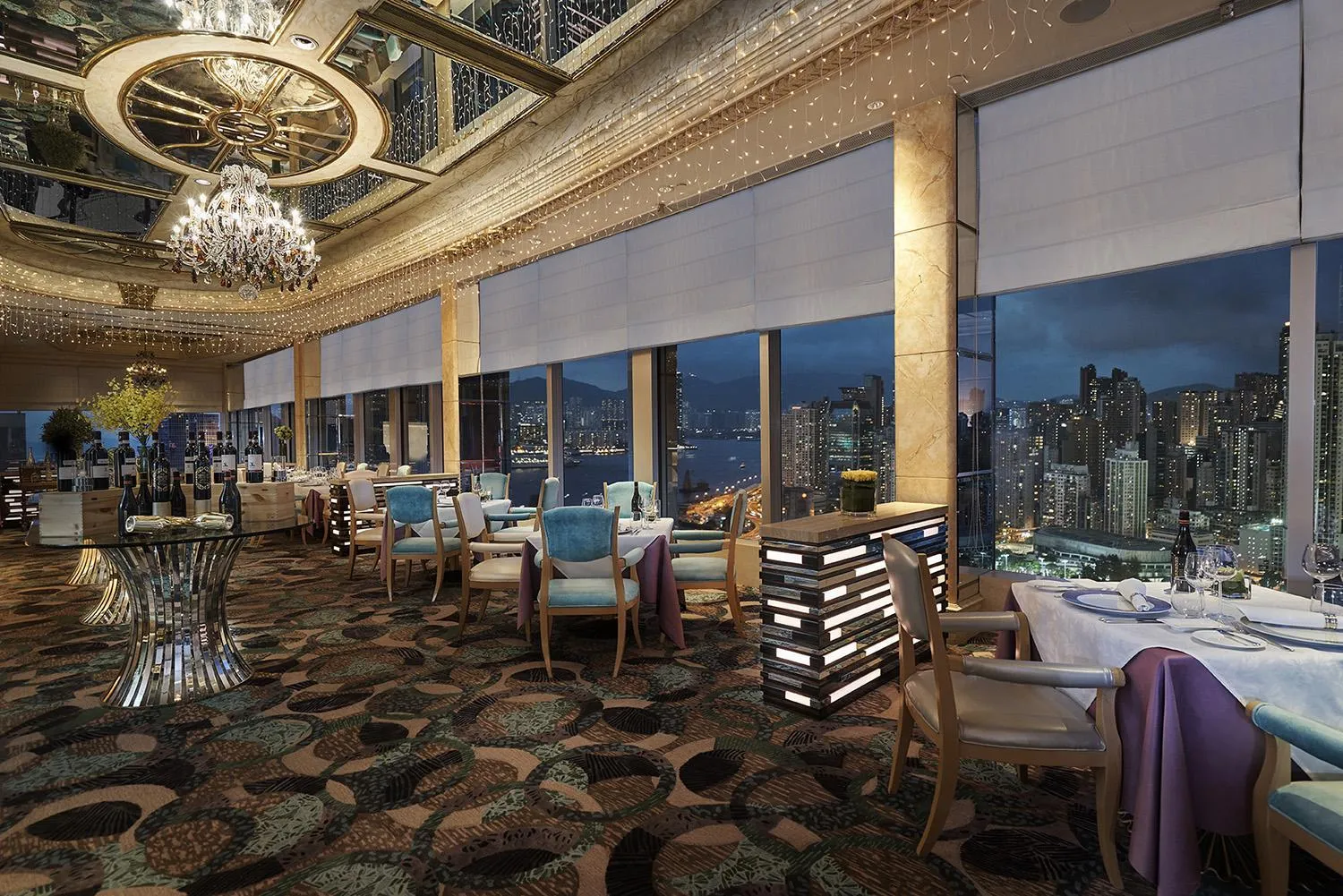 Restaurant/places to eat in Regal Hongkong Hotel