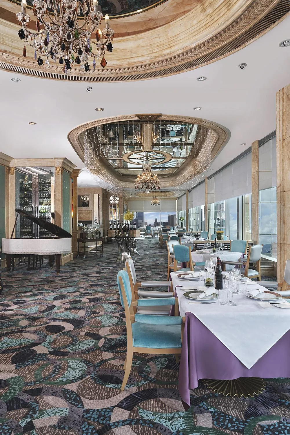 Restaurant/places to eat in Regal Hongkong Hotel