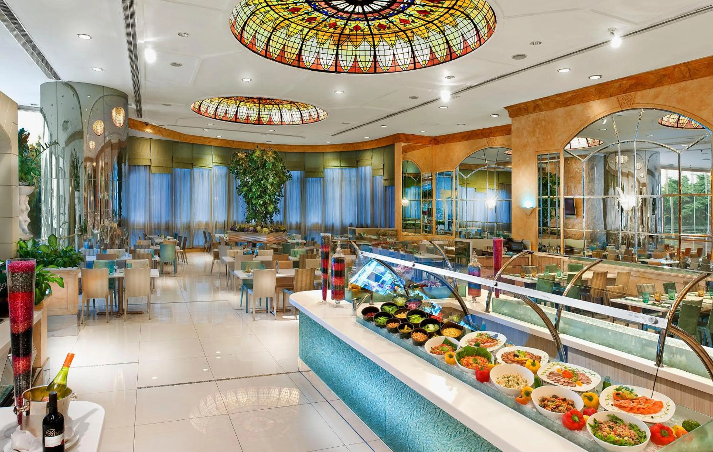 Restaurant/places to eat in Regal Hongkong Hotel