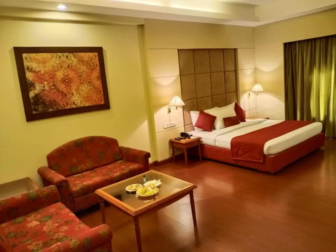 Bed in Hotel Express Residency-Jamnagar