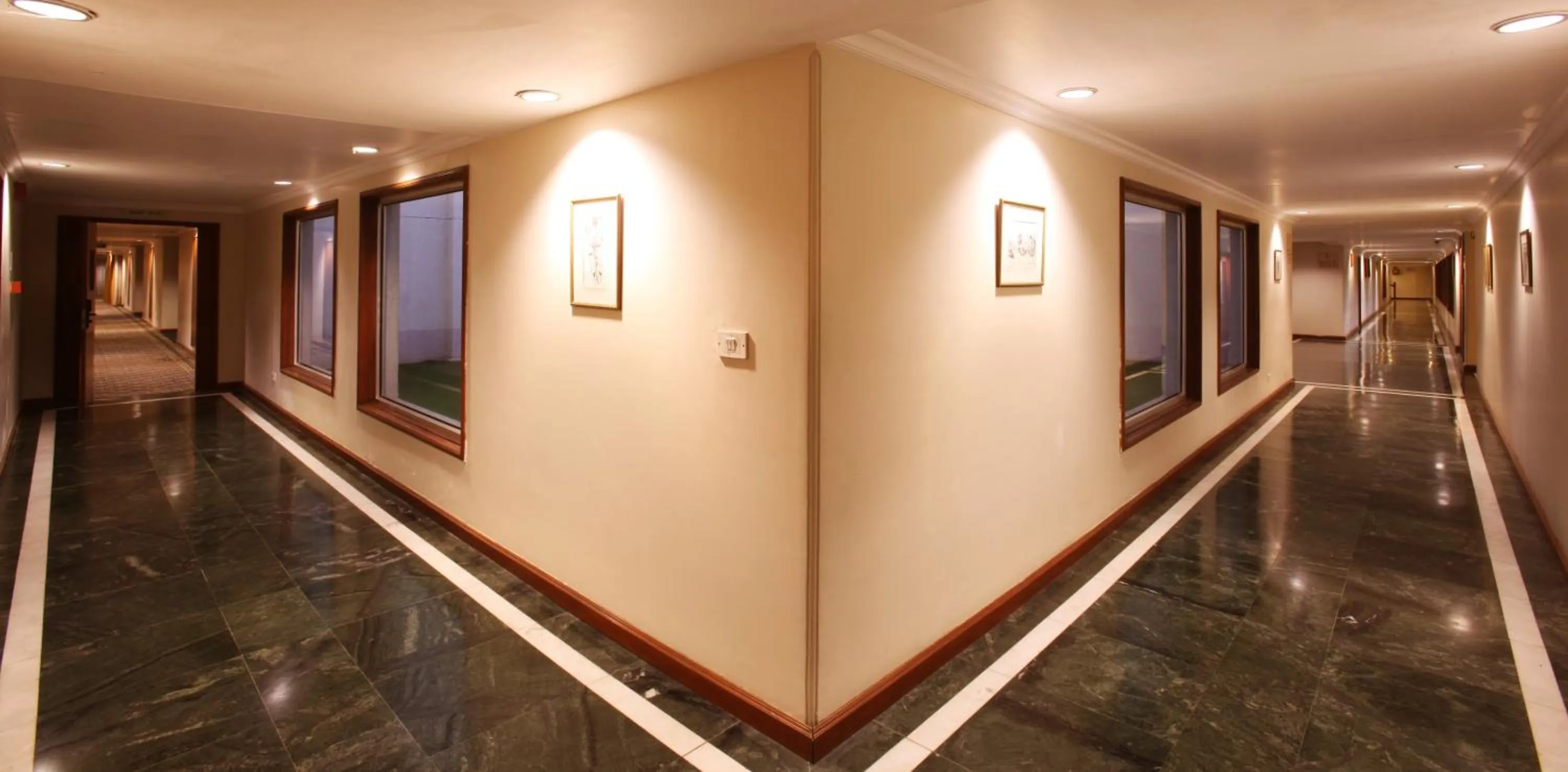 Hotel Express Residency-Jamnagar