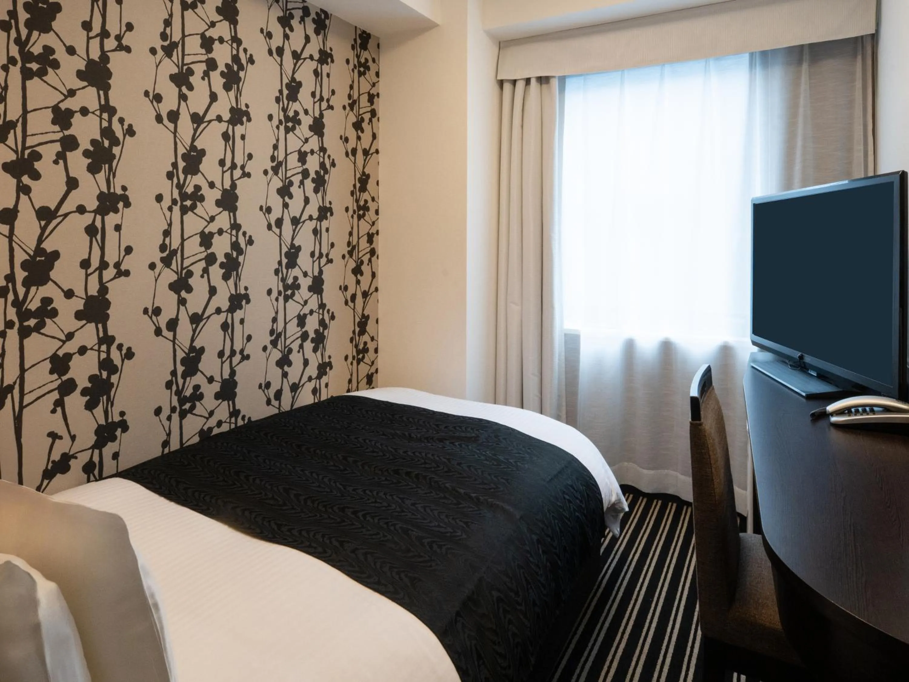 Bed in APA Hotel Ginza Shintomicho Ekimae