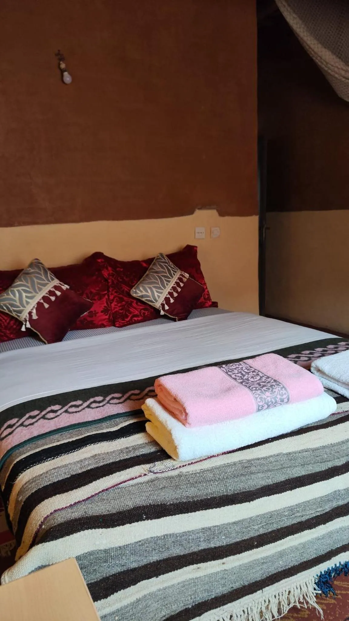 Bed in maison isabel