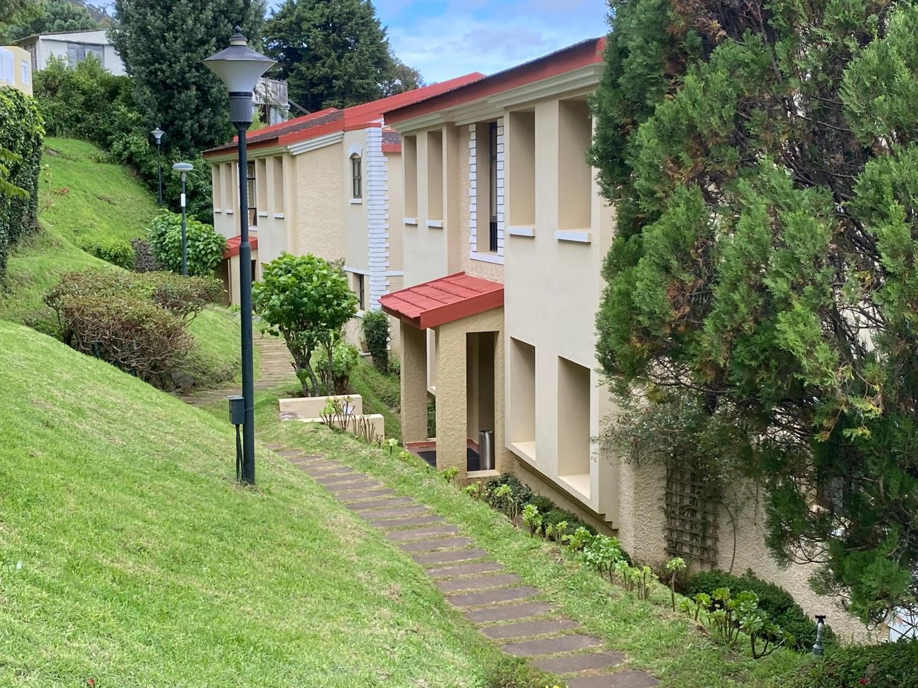 Property building in Mountain Retreat - A Hill Country Resort