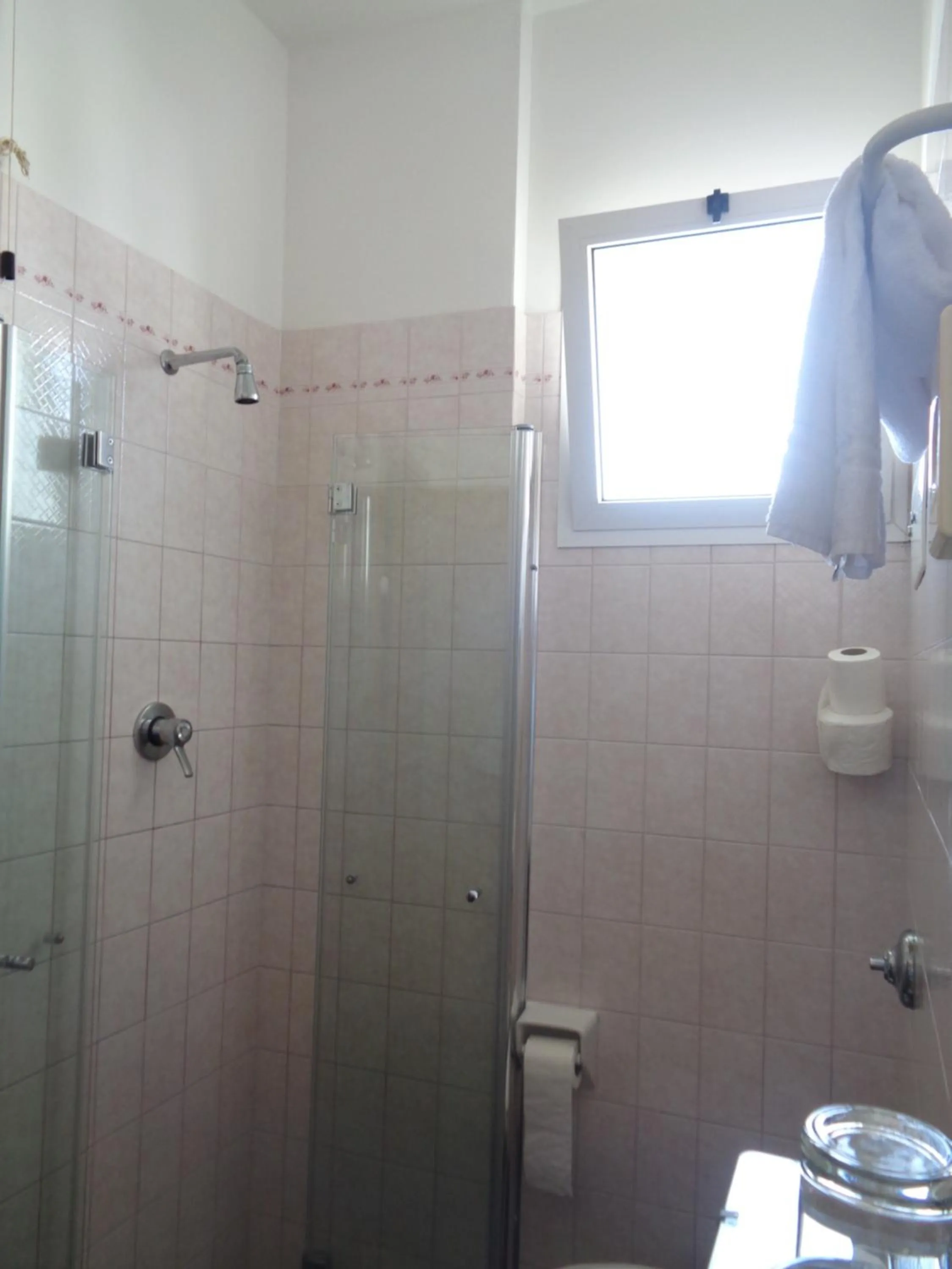 Bathroom in Hotel Continental