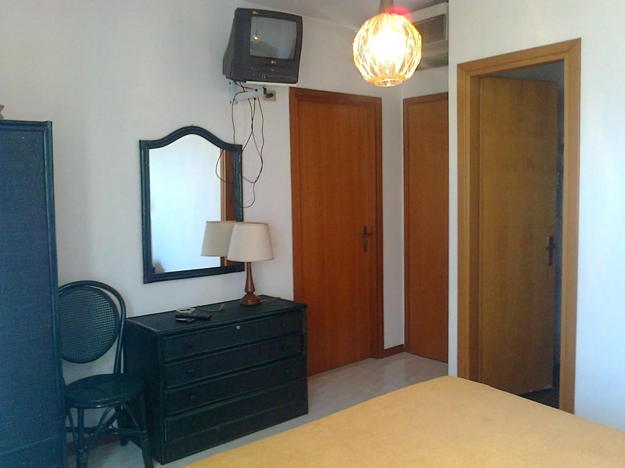 Decorative detail, Bed in Hotel Continental