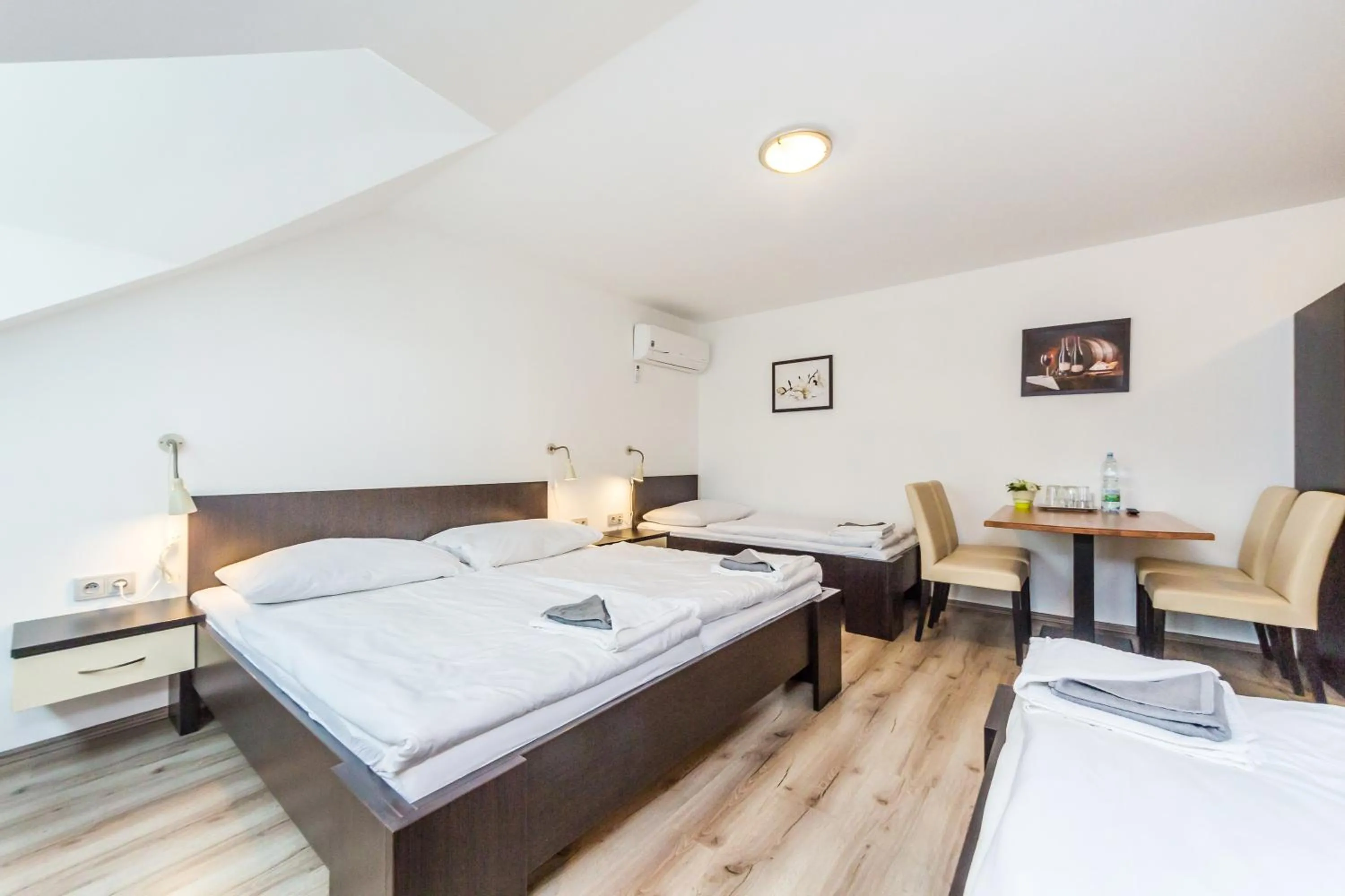 Bed in Nová Hospoda - Hotel & Restaurant