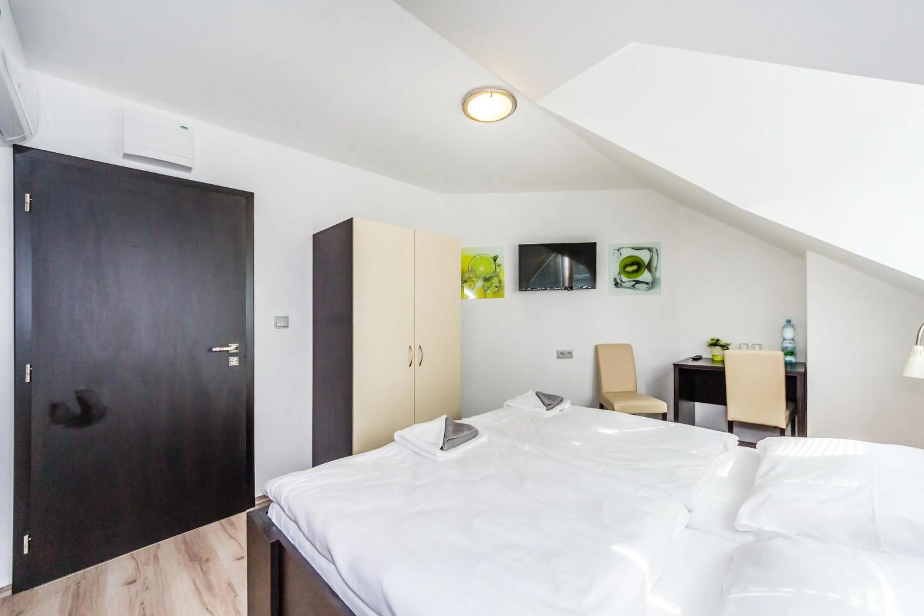 Bed in Nová Hospoda - Hotel & Restaurant