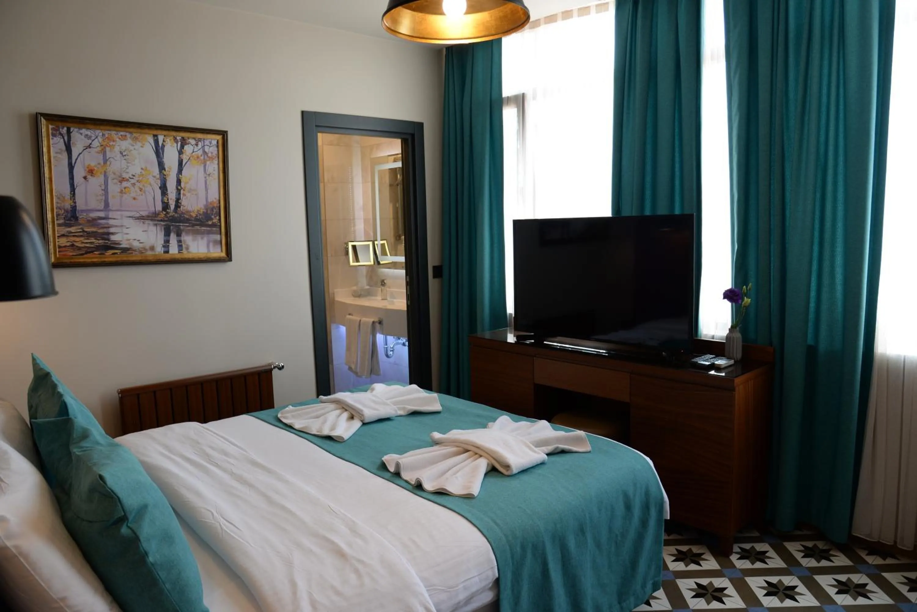 Bed in Pera Luna Residence