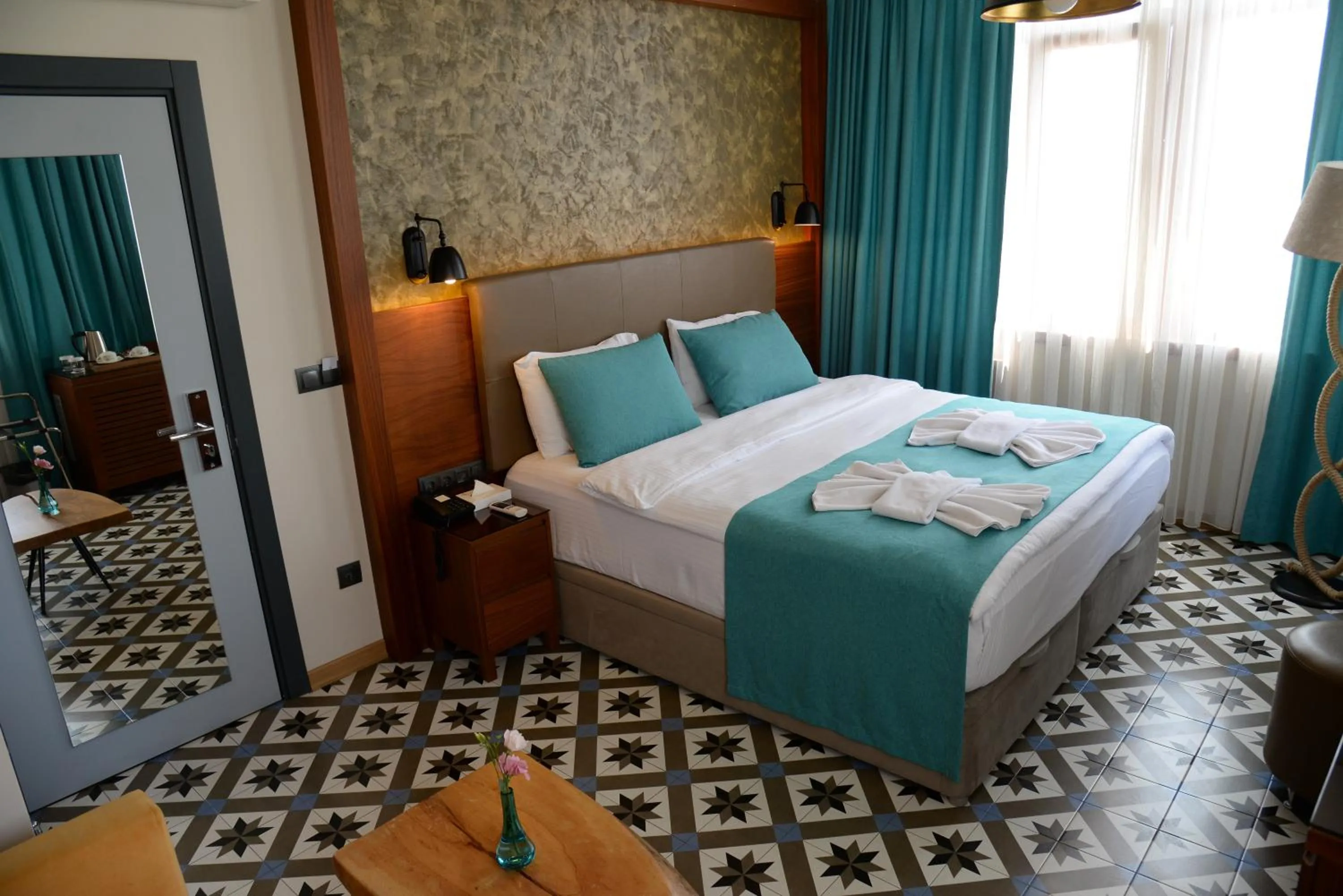 Bed in Pera Luna Residence