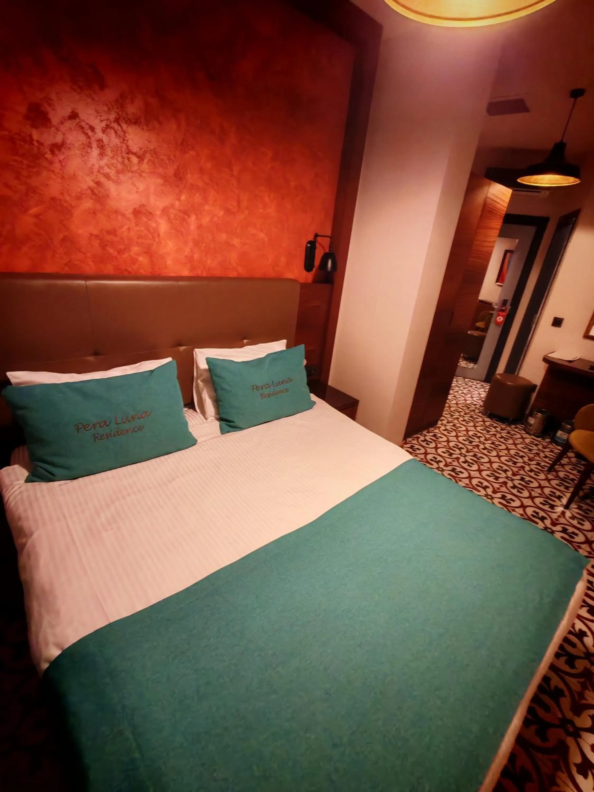 Bed in Pera Luna Residence