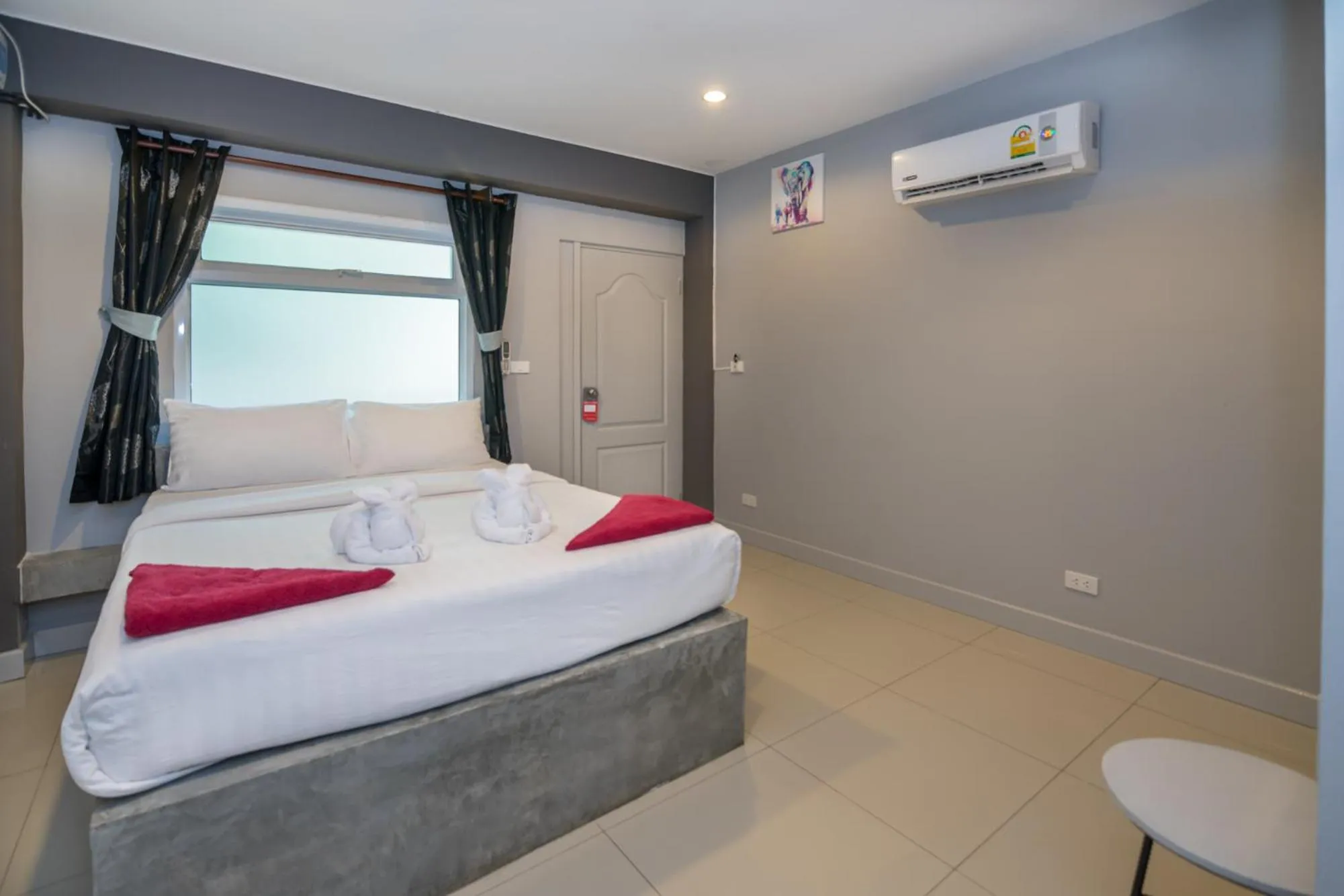 Bedroom, Bed in Pandora