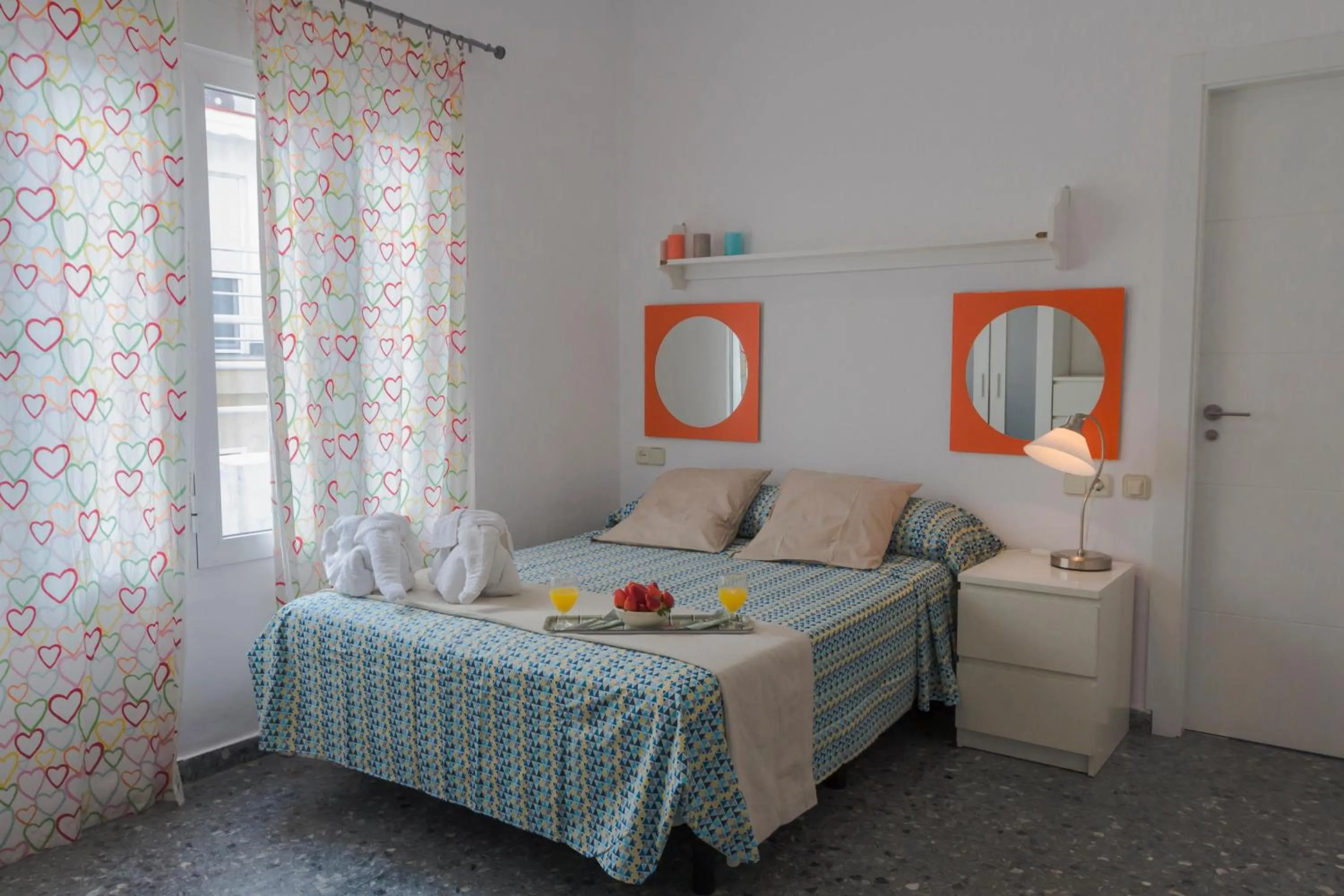 Bedroom, Bed in Marqués de Guadiaro 1 Apartamentos