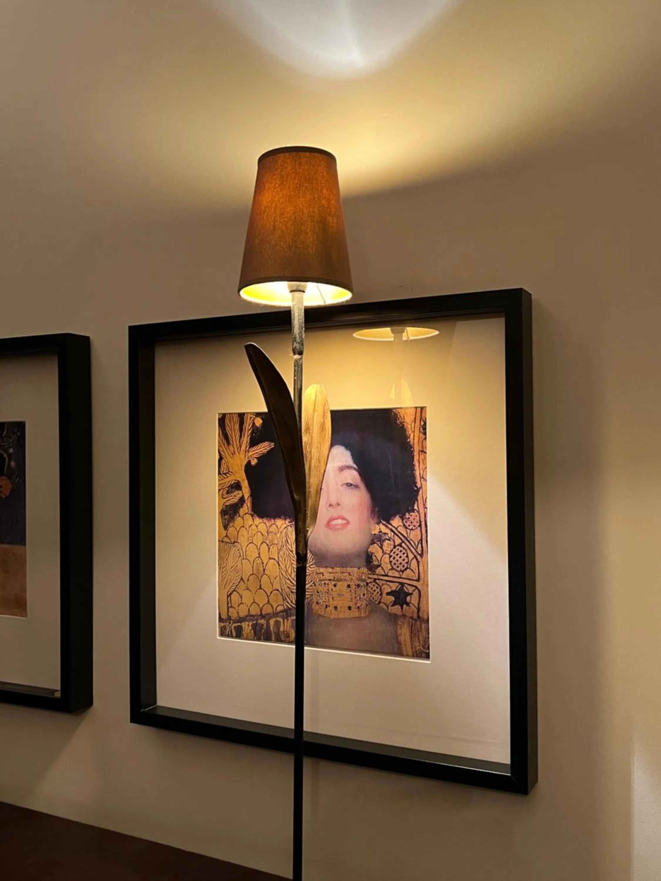 Marousi Luxury Apartment