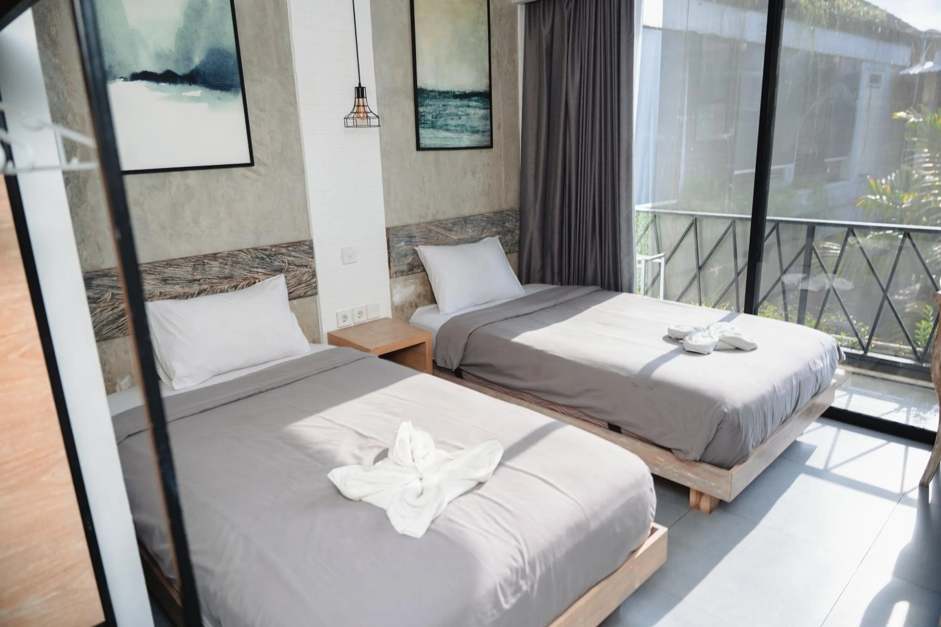 View (from property/room), Bed in Gemini Star Hotel Kuta