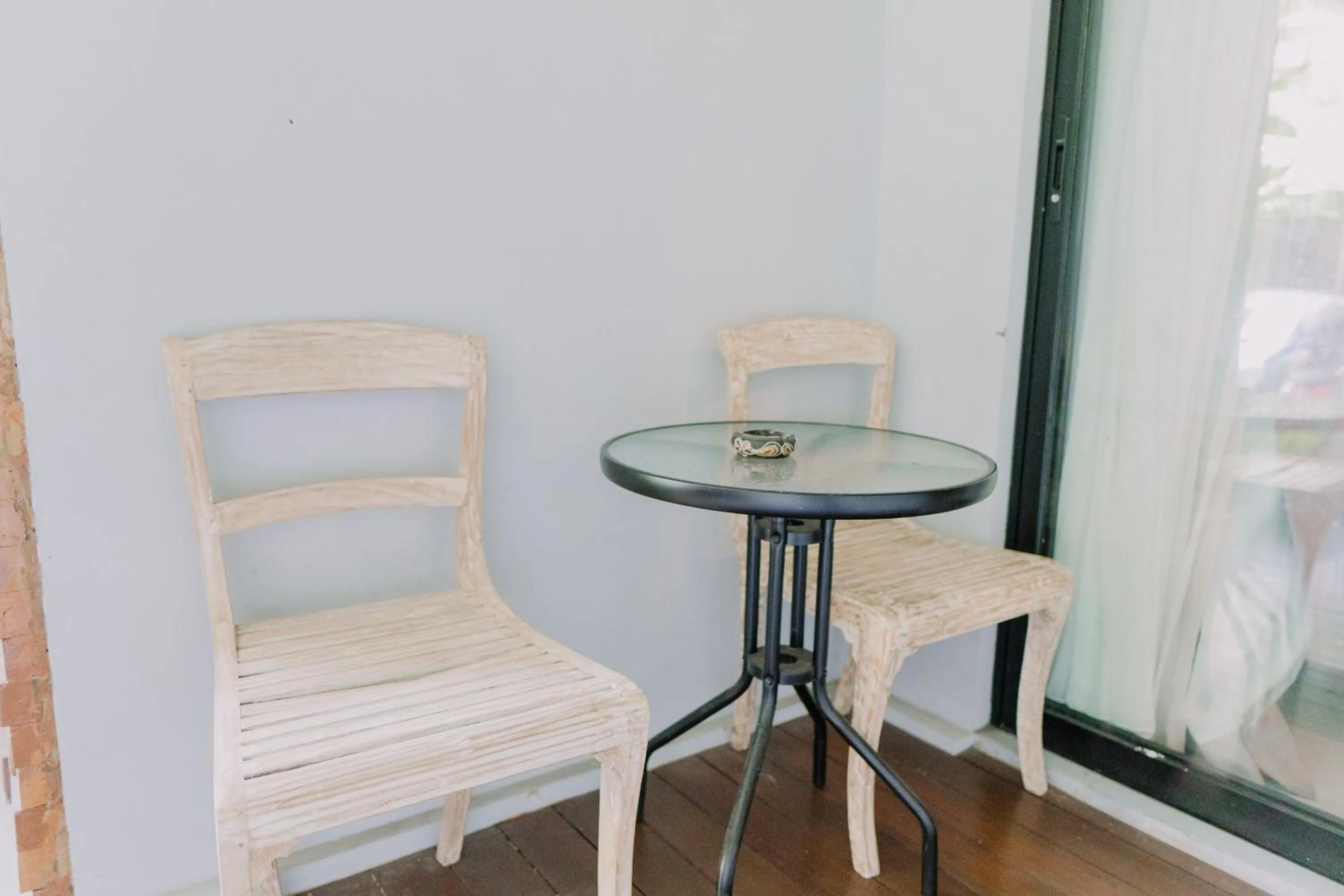 Seating area in Gemini Star Hotel Kuta