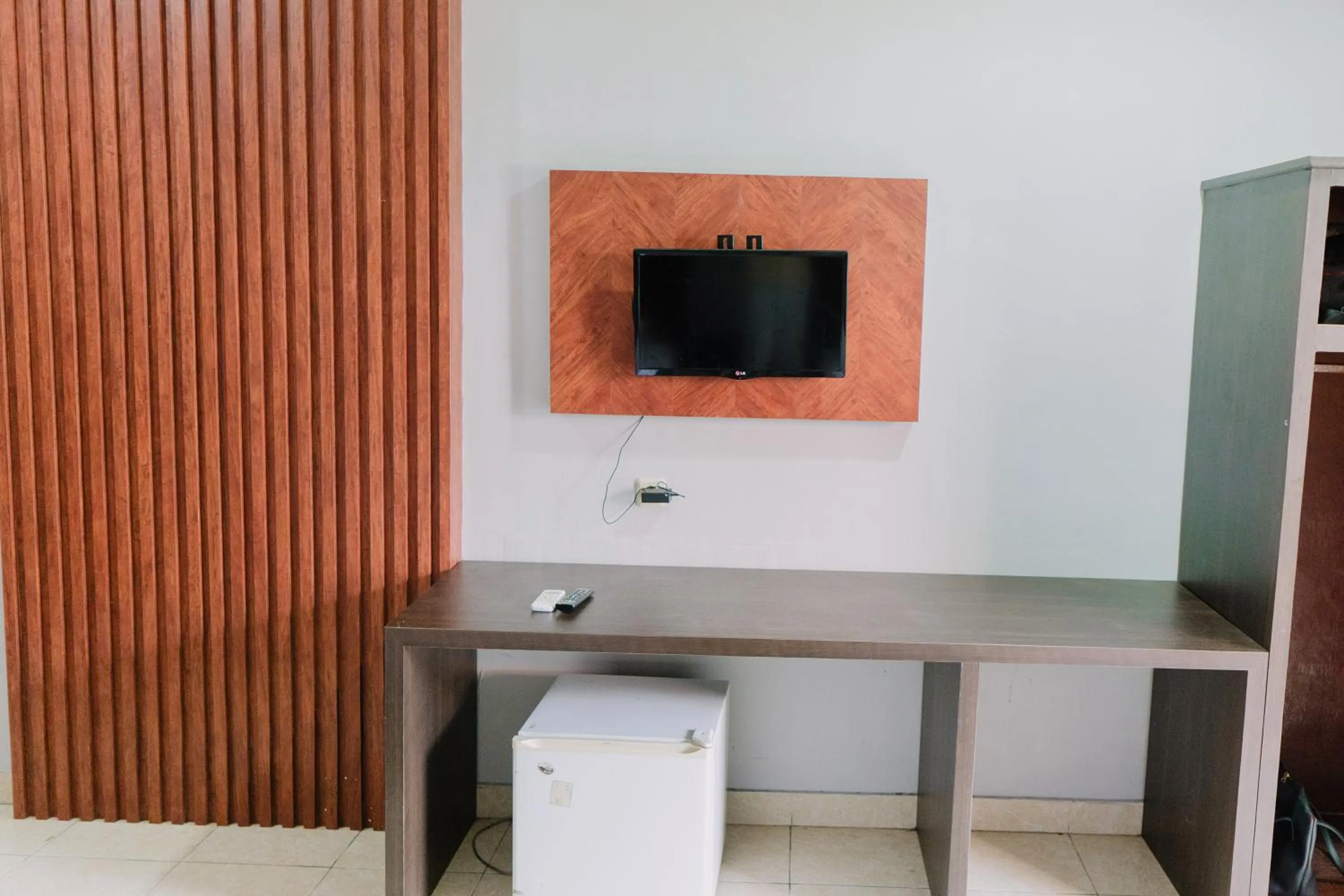 TV and multimedia in Gemini Star Hotel Kuta