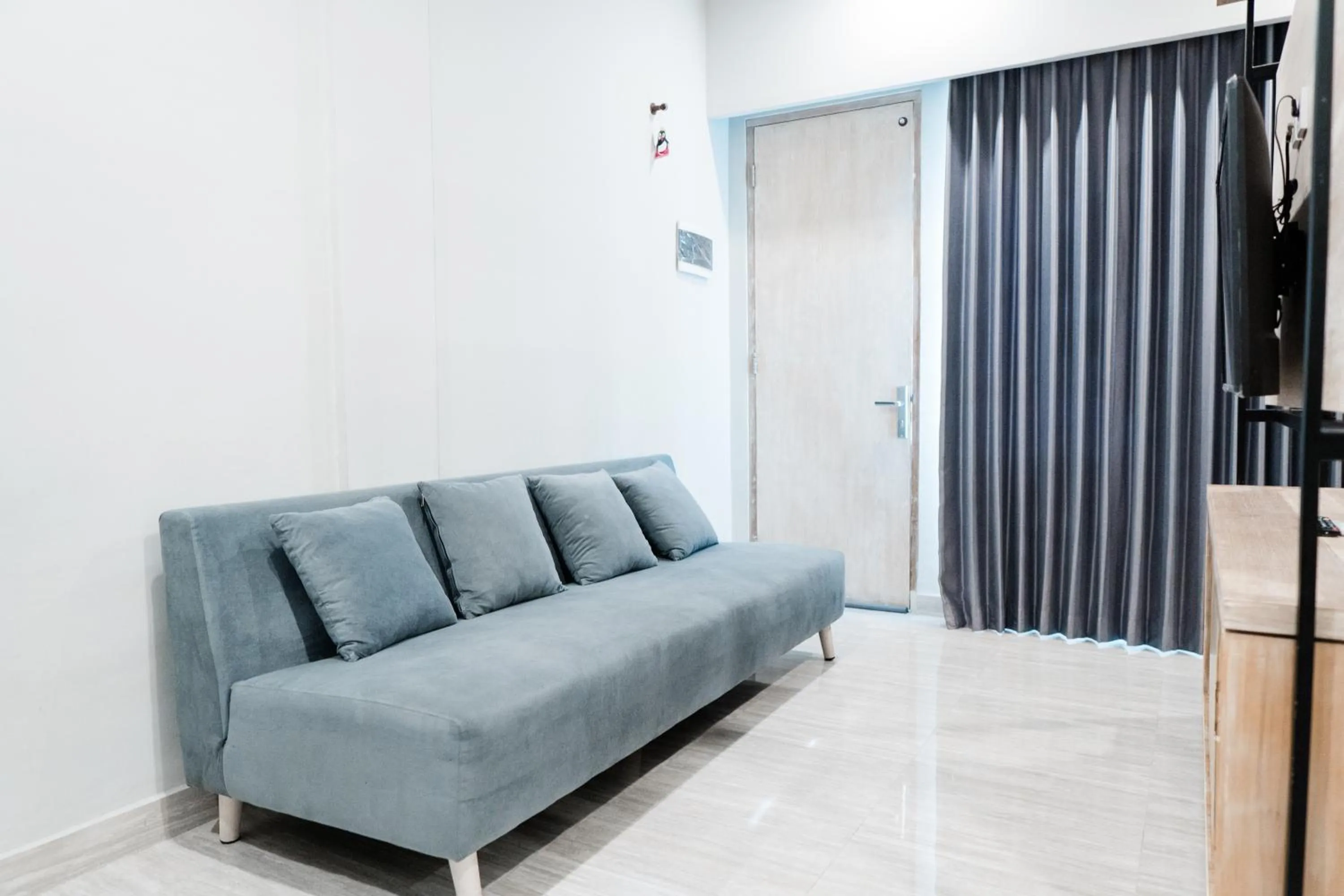 TV and multimedia in Gemini Star Hotel Kuta