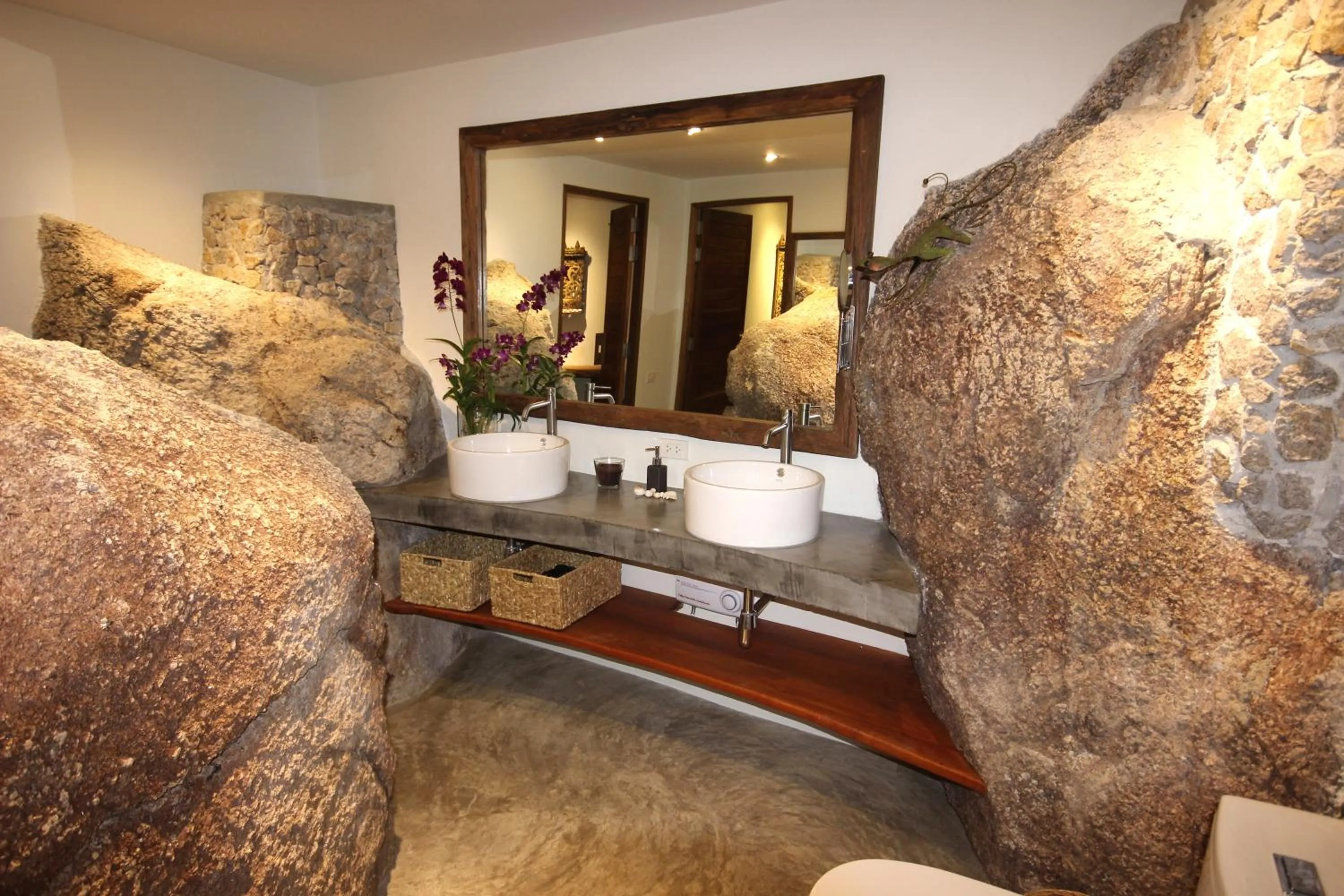 Bathroom in Villas Sabai Jai