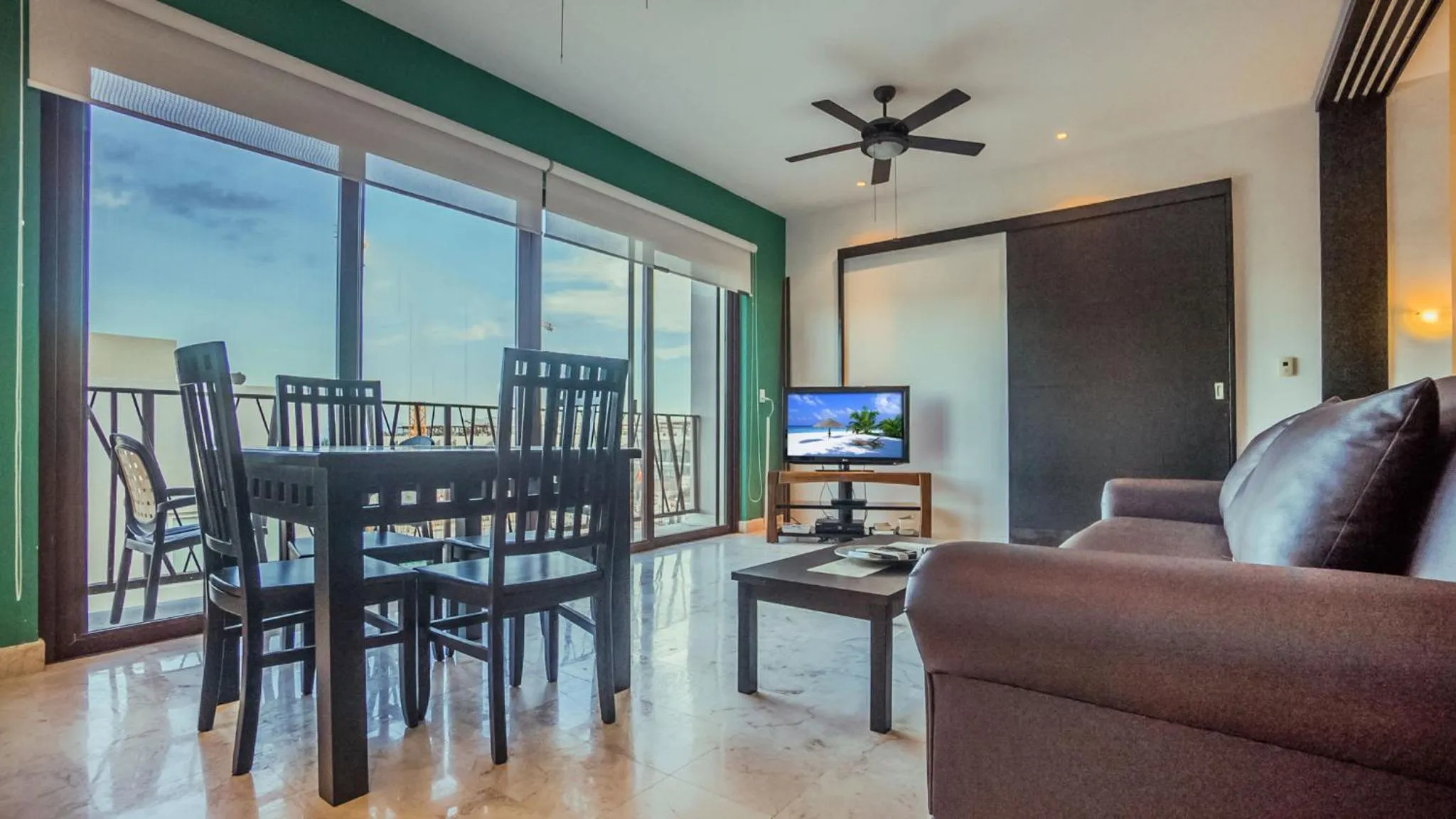 Living room in La Brisa Condo by BVR