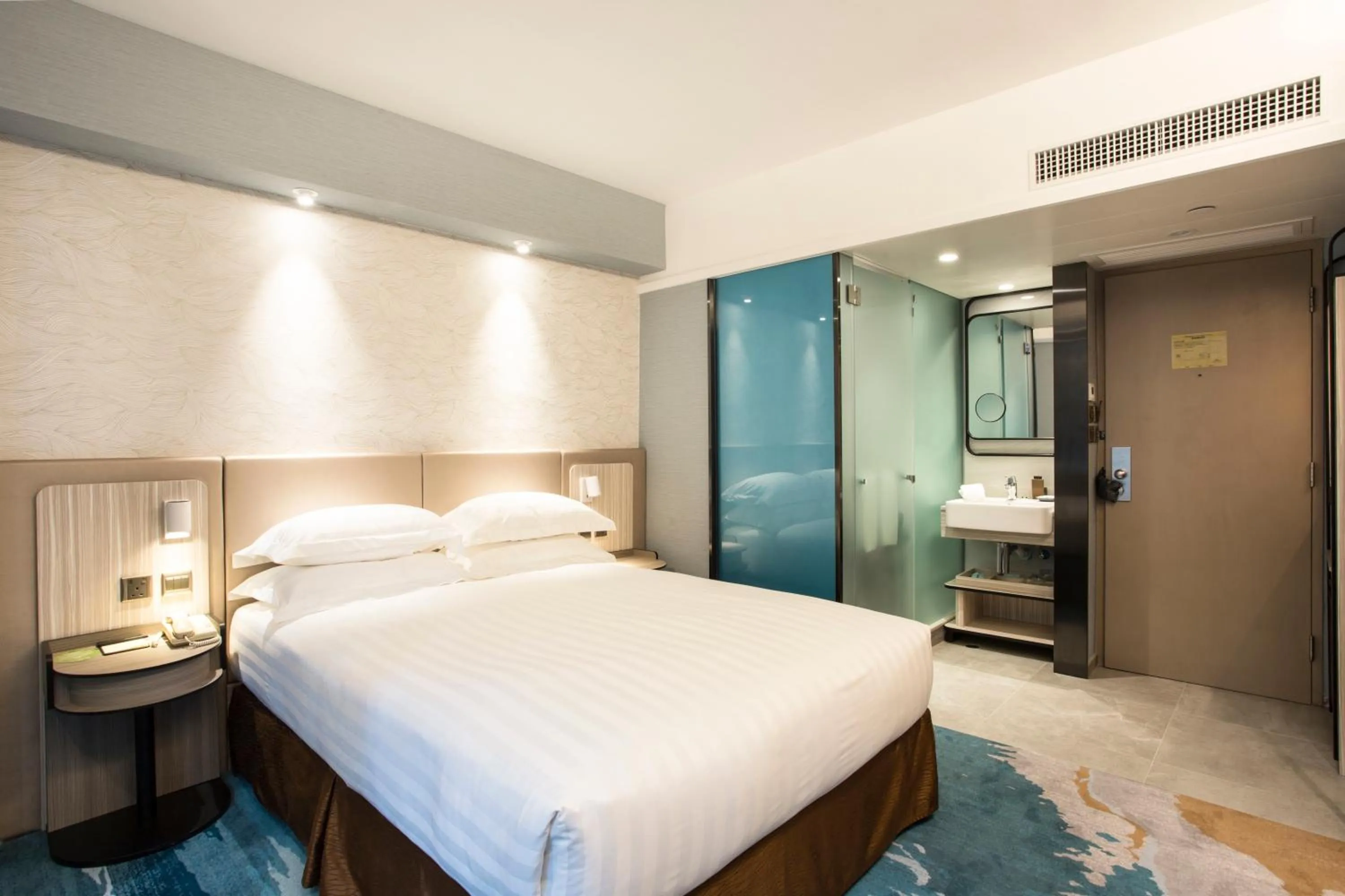 Bed in Wharney Hotel