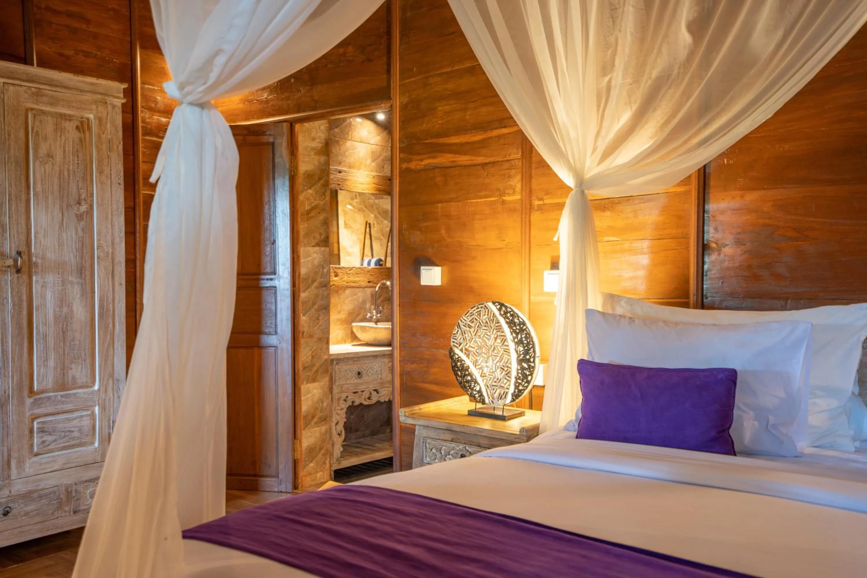 Bed in Uma Sebatu Villa Ubud